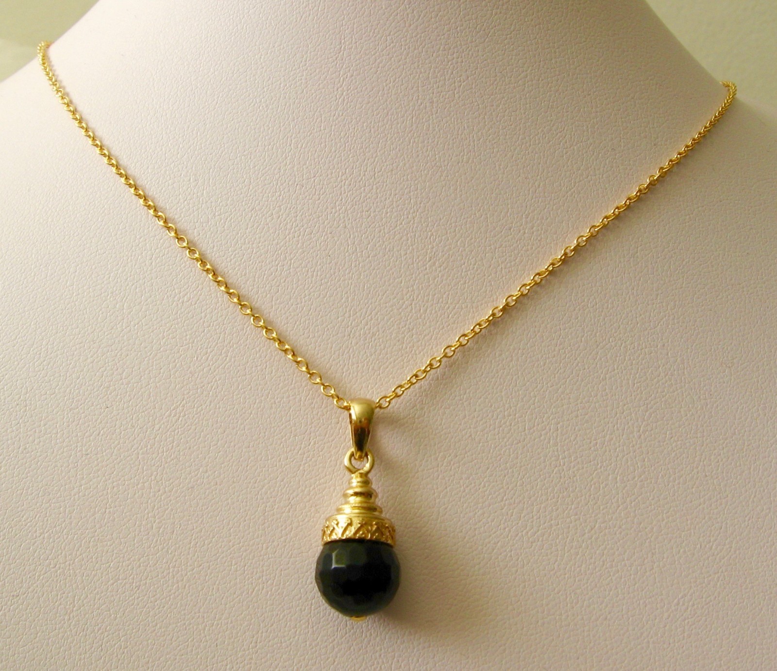 Vintage Style 9K 9ct SOLID YELLOW Gold Black Goldstone PENDANT