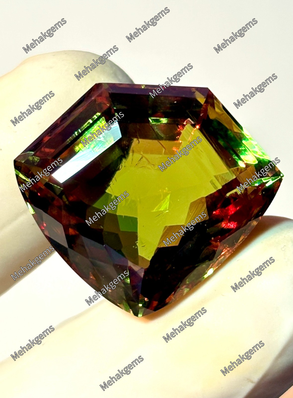 43 Ct Zultanite Gemstone, Color Changing Diaspore, Fantasy Cut Shield, Collector