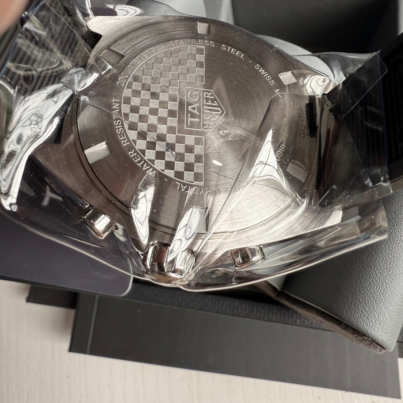 TAGHeuer Formula 1 QUARTZ Chronograph 43 Men’s Watch CAZ101AC RUBBER IN BOX