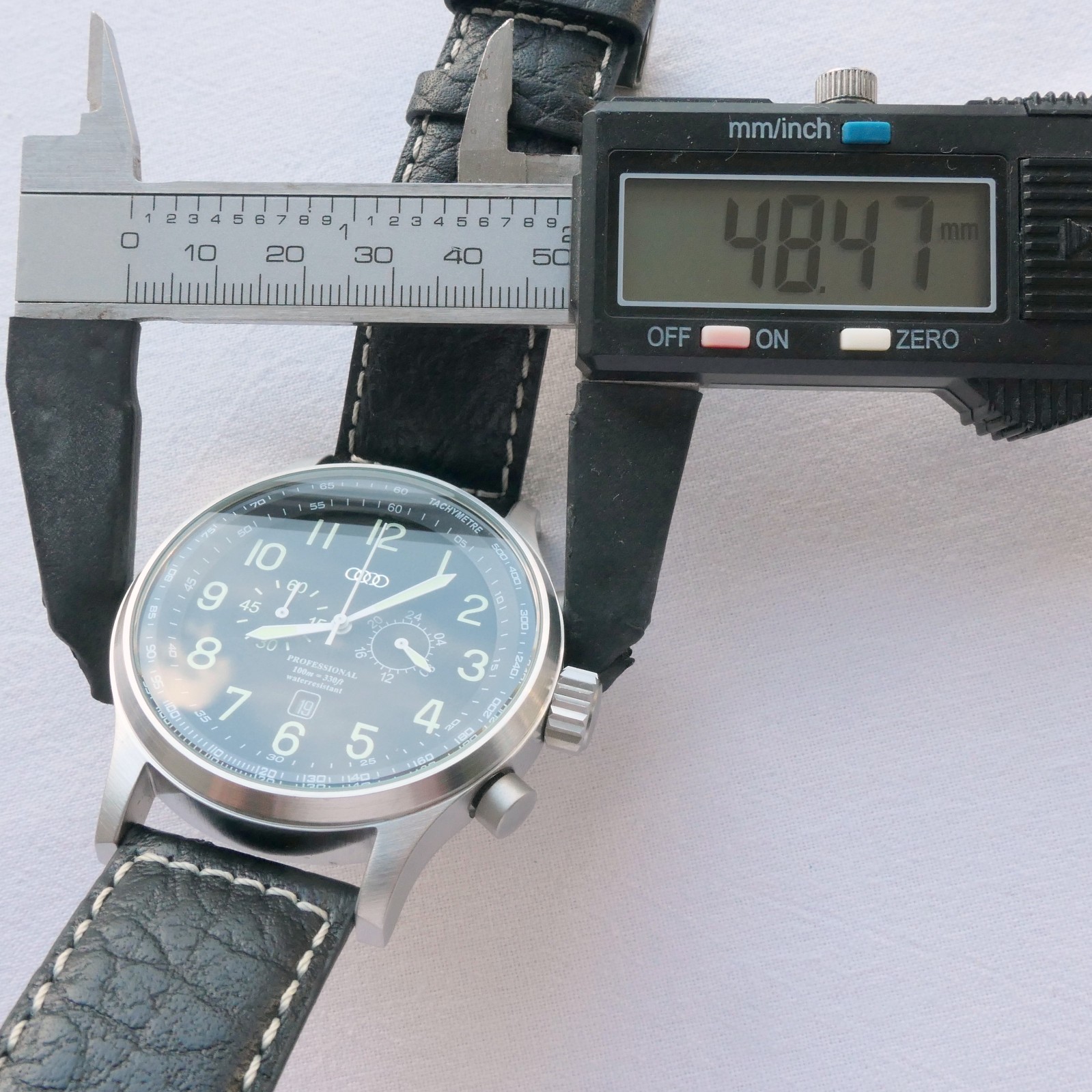 Audi RS S Motorsport Racing Pilot Car Accessory Driver Sport Chronograph Watch
