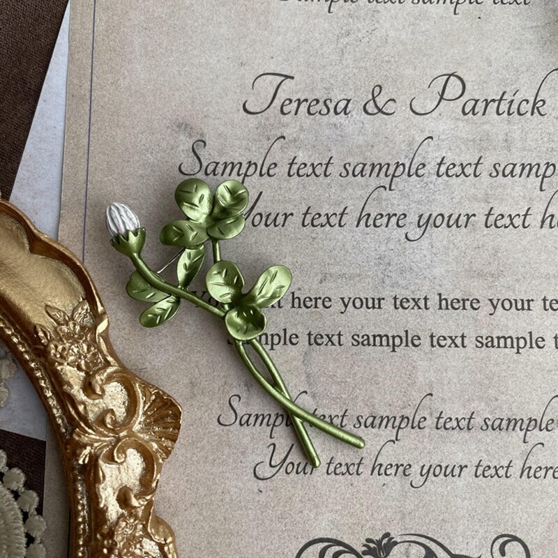 Retro Green Plant Leaf Pin Brooches Pearl Flowers For Women Collar Jewelry Gifts