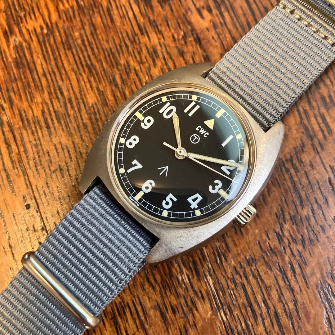 CWC W10 Manual Hand-Winding Watch 35mm Black Dial British Military 1976 1.38in