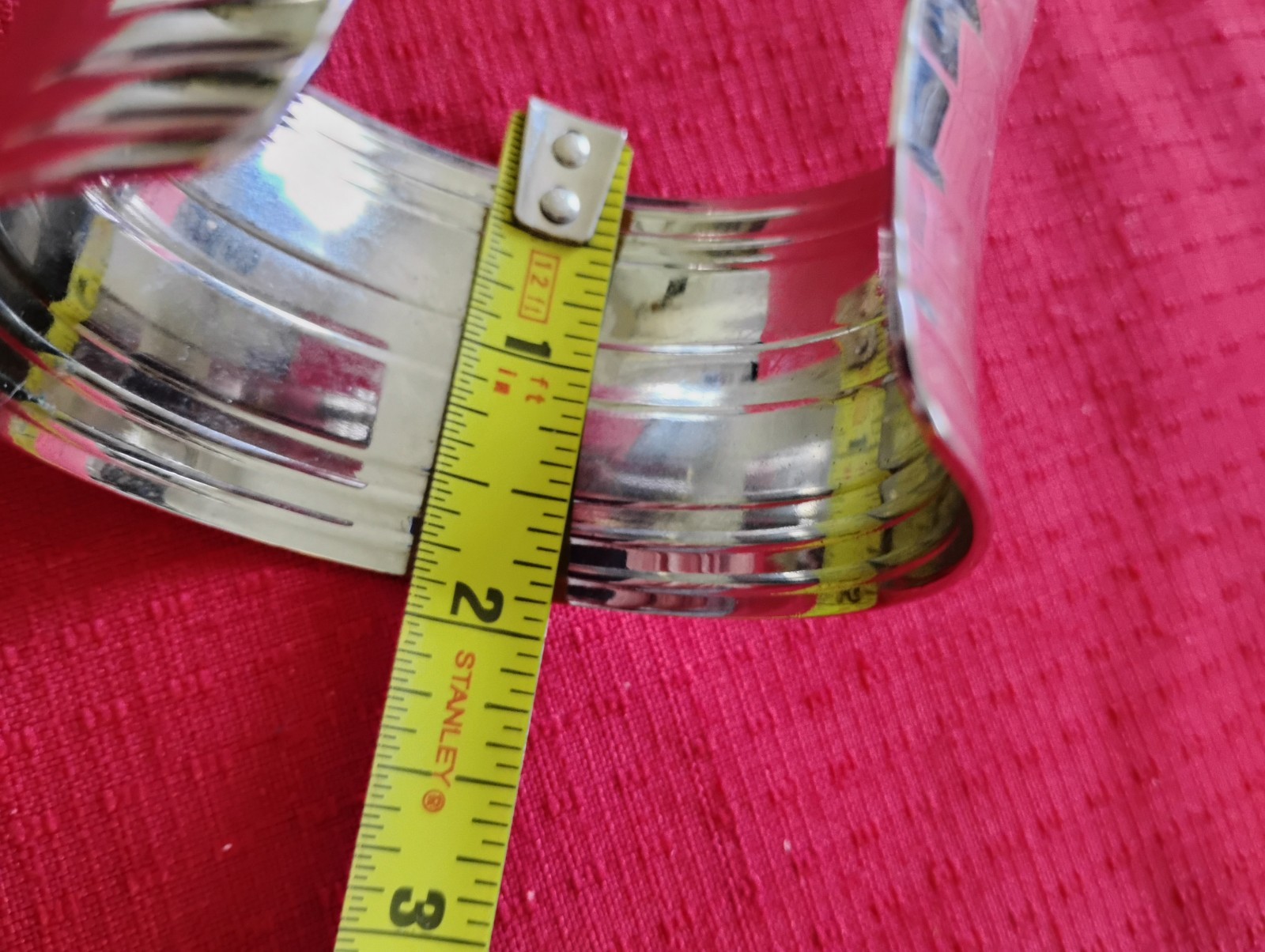 VTG 1970’s CUFF BRACELET-2″WIDE-GLEAMING SILVER TONE STATEMENT PIECE-ONE SZ ALL