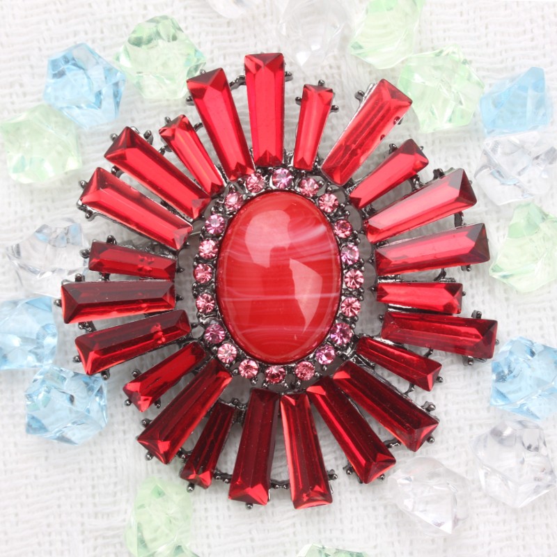 Vintage Red Starburst Brooch with Gems: Retro Jewelry Accessory, Perfect Gift