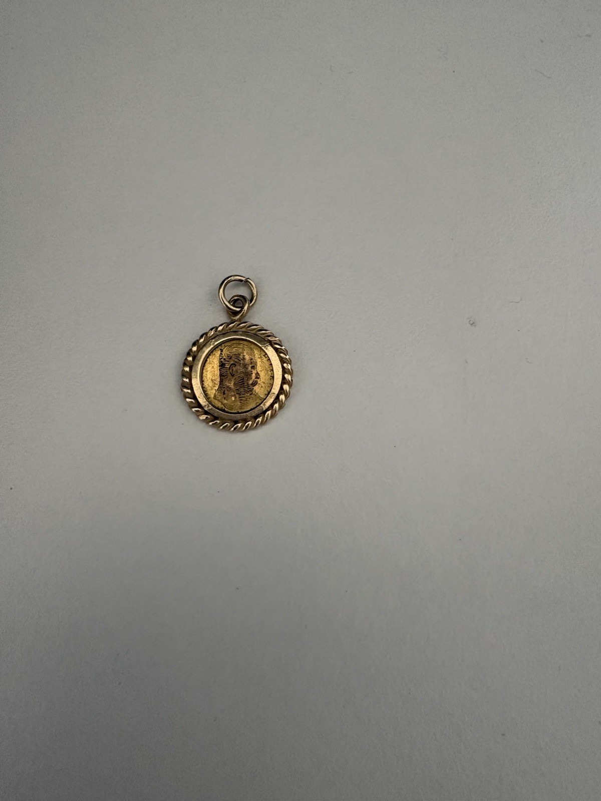 14kt Yellow Gold Imperio Mexicano 1865 Coin Pendant 1.1gram