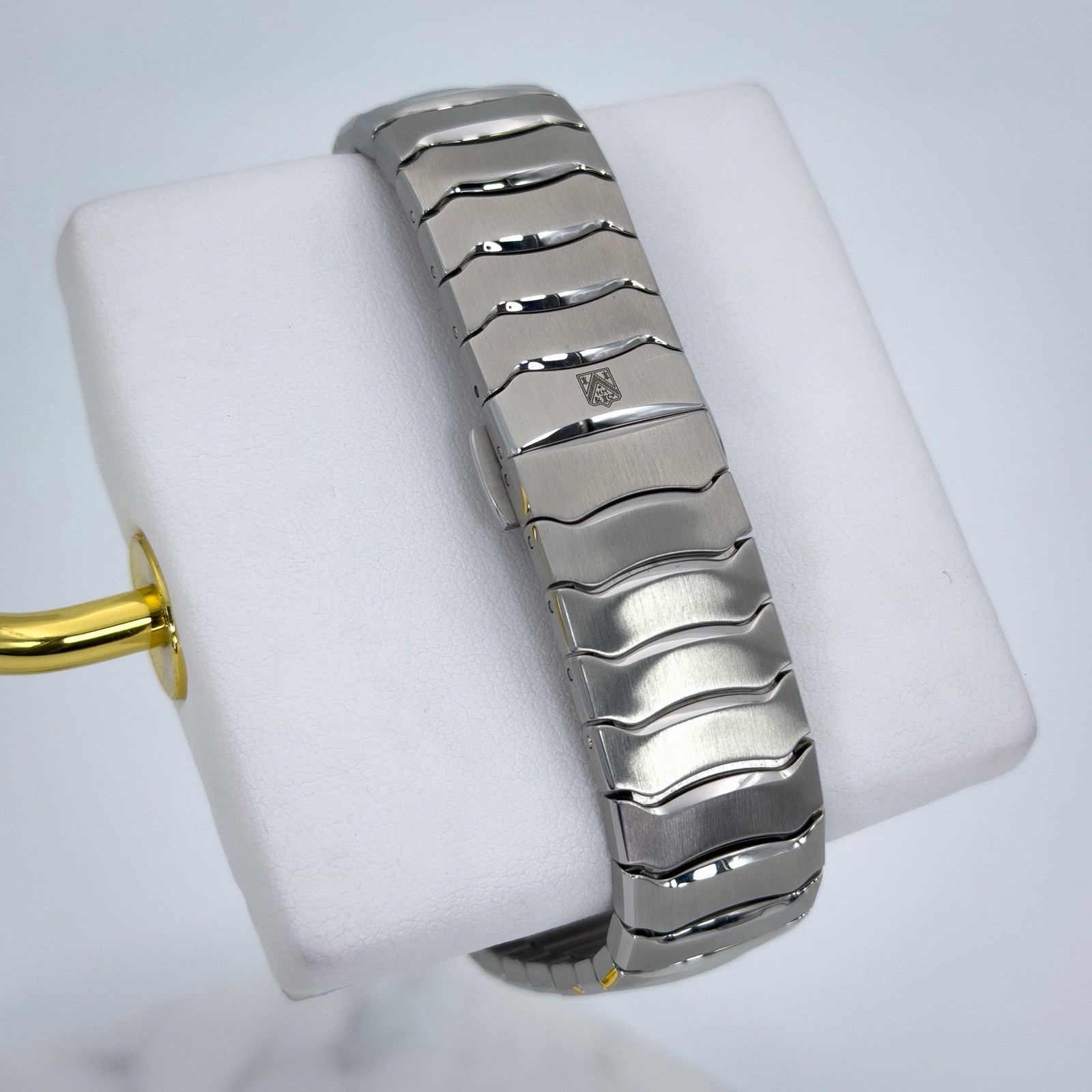 H. Moser & Cie. Streamliner Center Seconds 40mm Complete Set Stainless 6200-1200