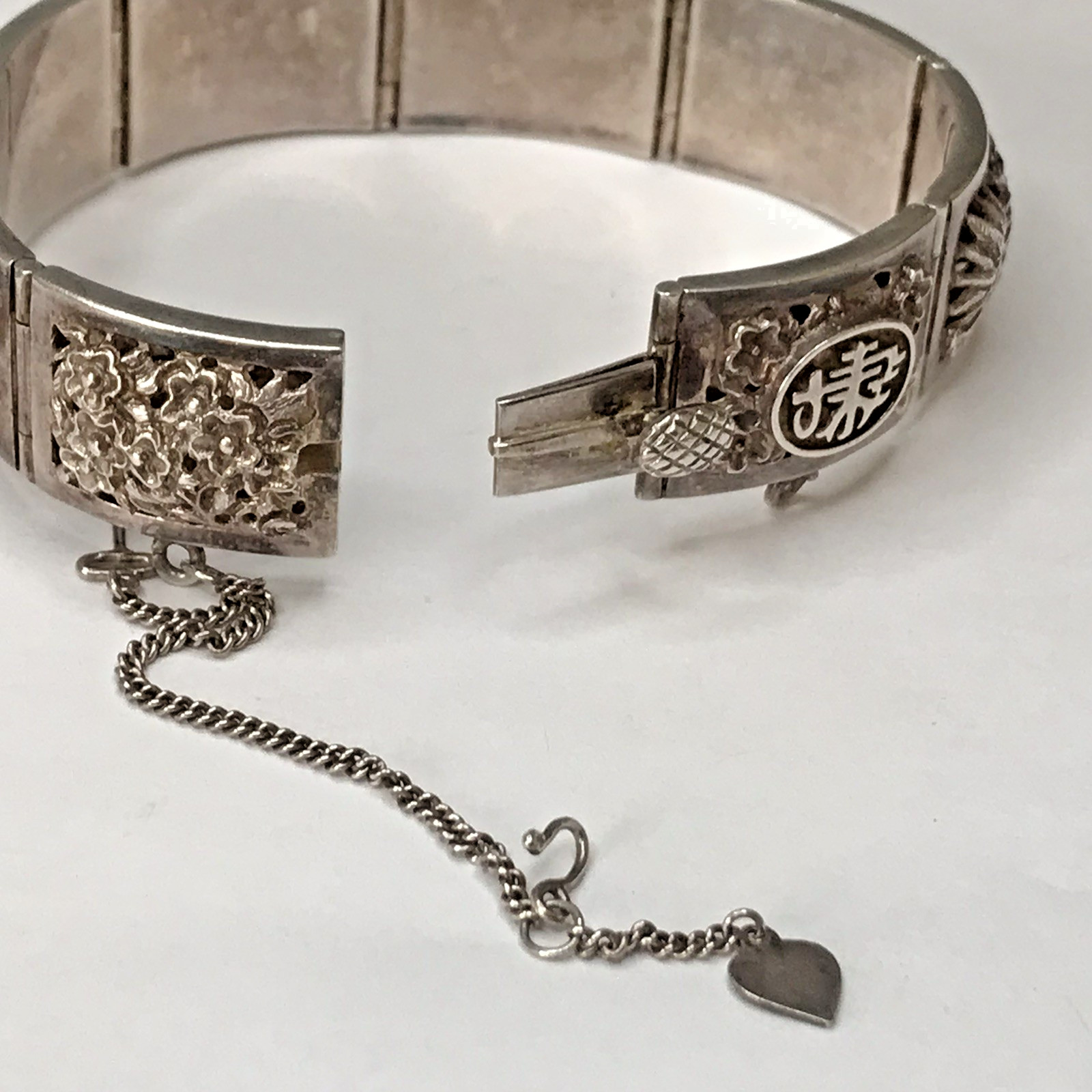 Sterling Silver Antique Chinese Character Lotus Oxidized Panel Bracelet 7″ 39.3g