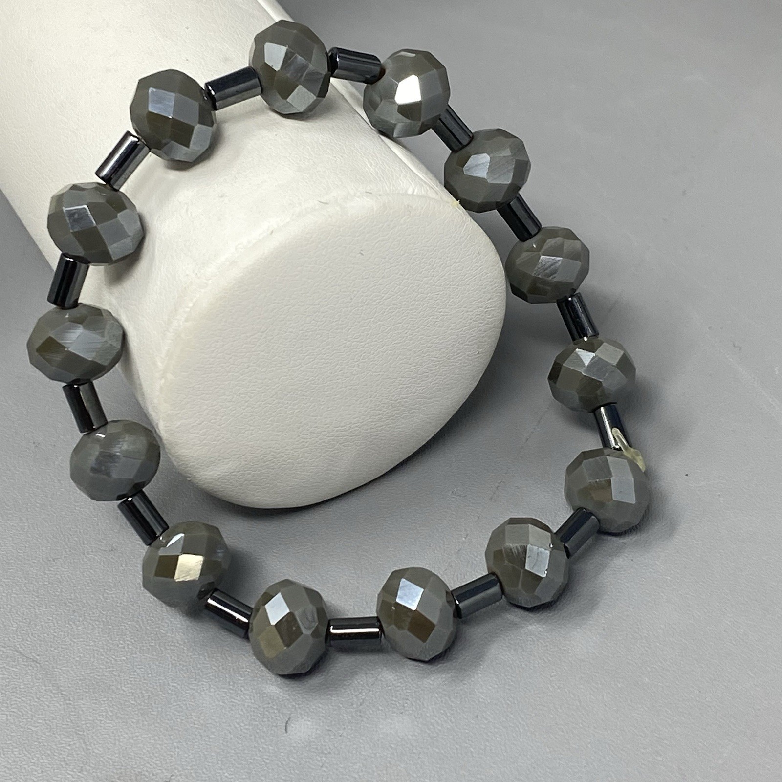 Gray Metallic Glass Bracelet Stretch Aurora Borealis Coated Faceted Tube Spacer