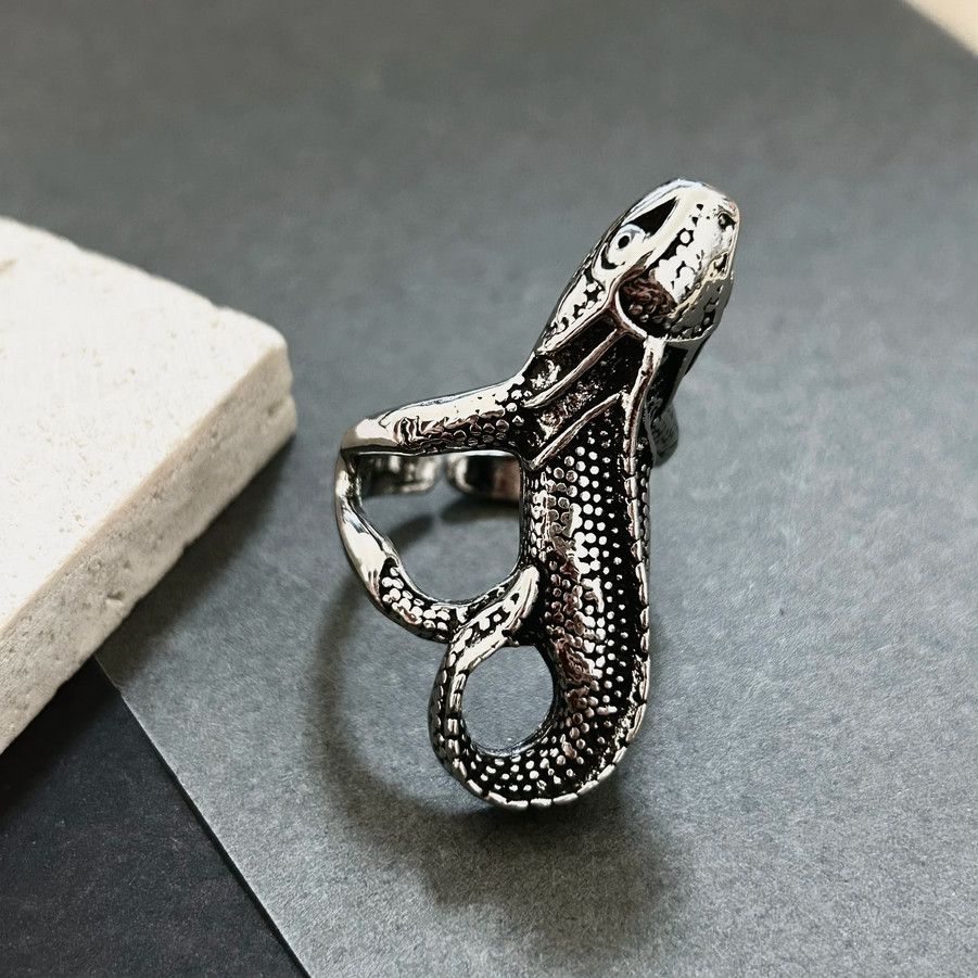 Lizard Iguana Open Ring Jewelry Predator Animal Reptile Adjustable Resizable