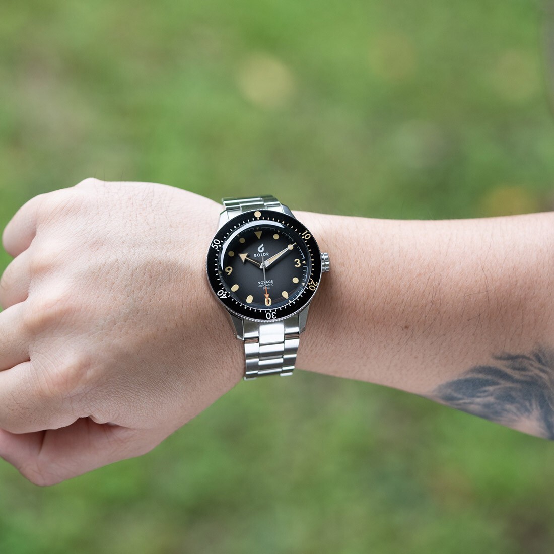 BOLDR VOYAGE MEDIT Automatico Acciaio Nero Giallo Zaffiro Orologio Uomo