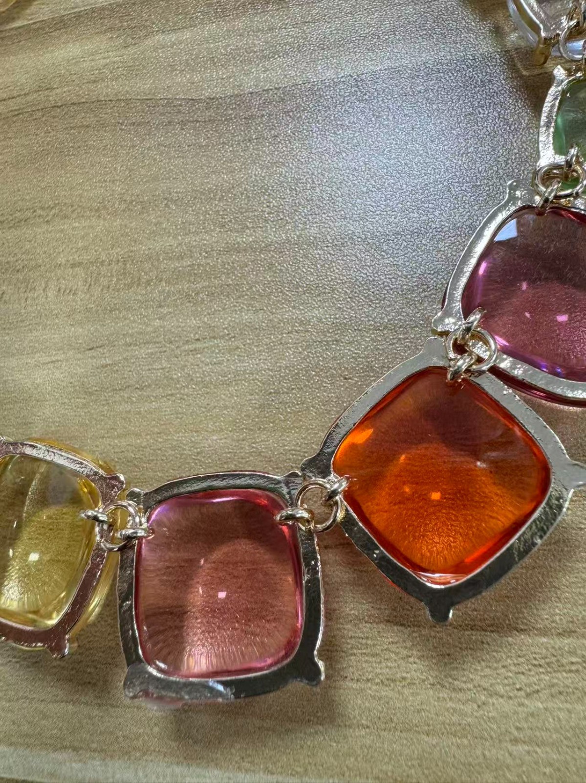 Women’s Color-Block Candy-Style Necklace