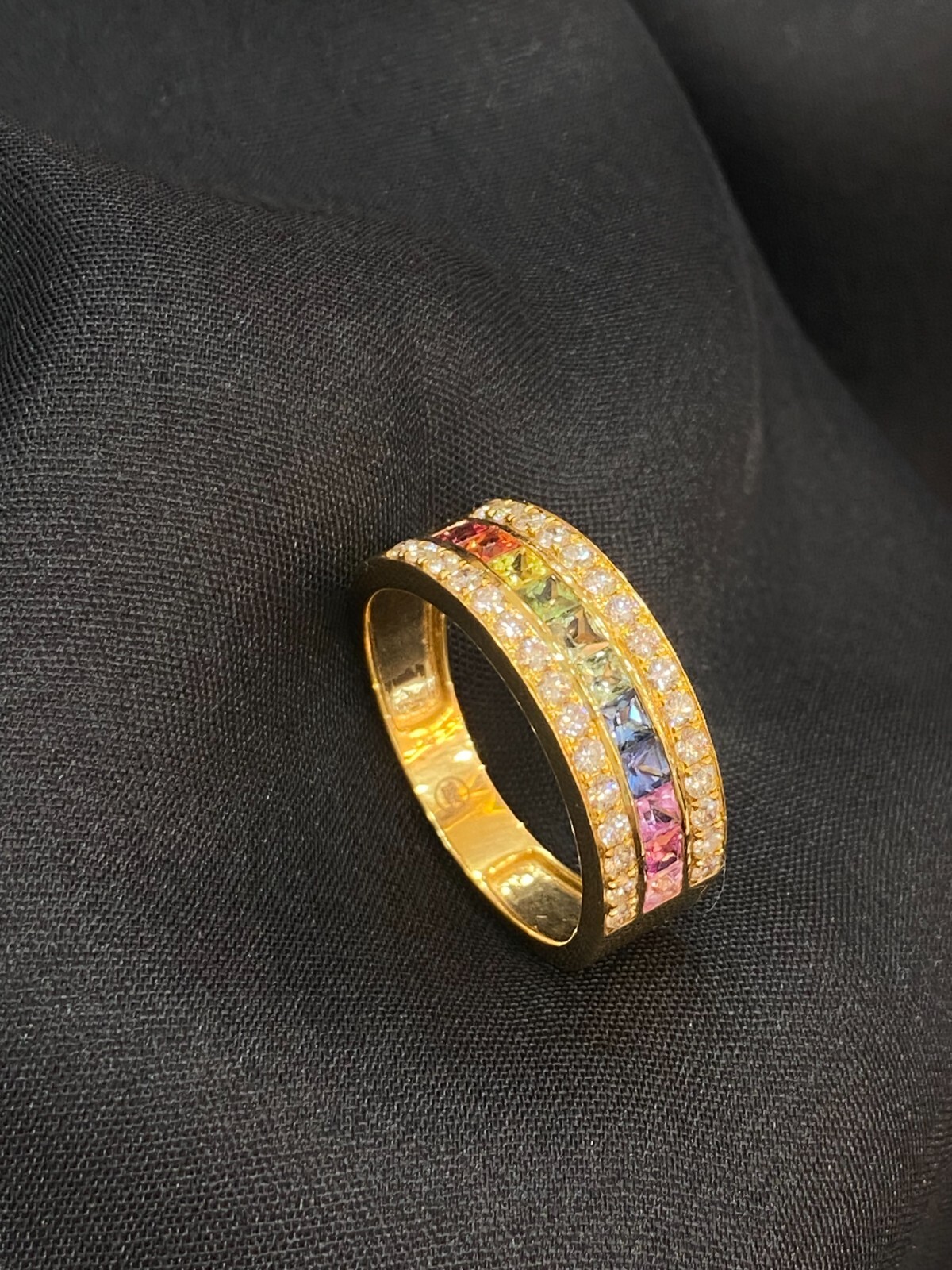 2.52 TCW Round Brilliant Diamonds Multi Color Princess Sapphire Ring in 18K Gold