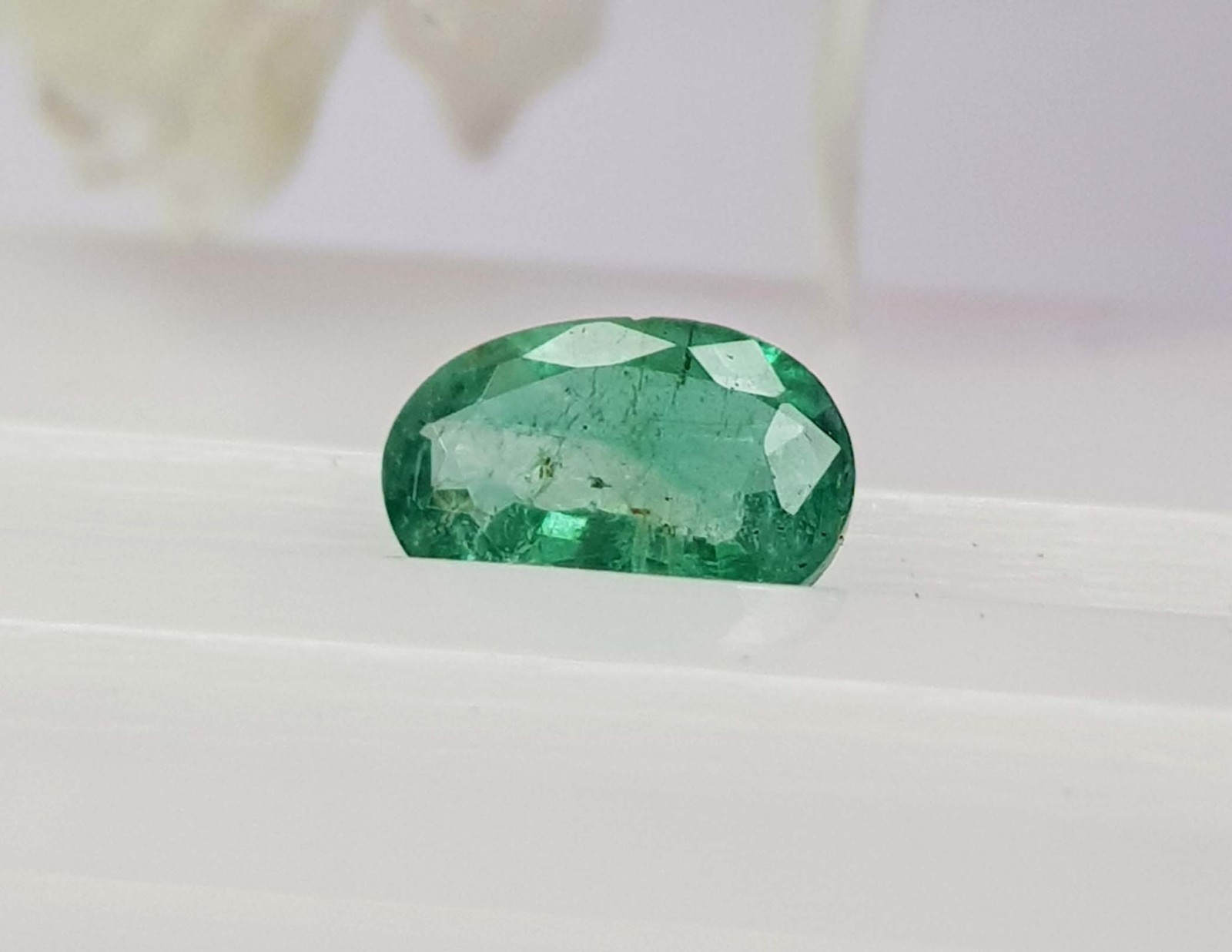 0.66 Ct Natural Emerald Oval Cut Rich Green Zambian Mines Top Quality Gemstone