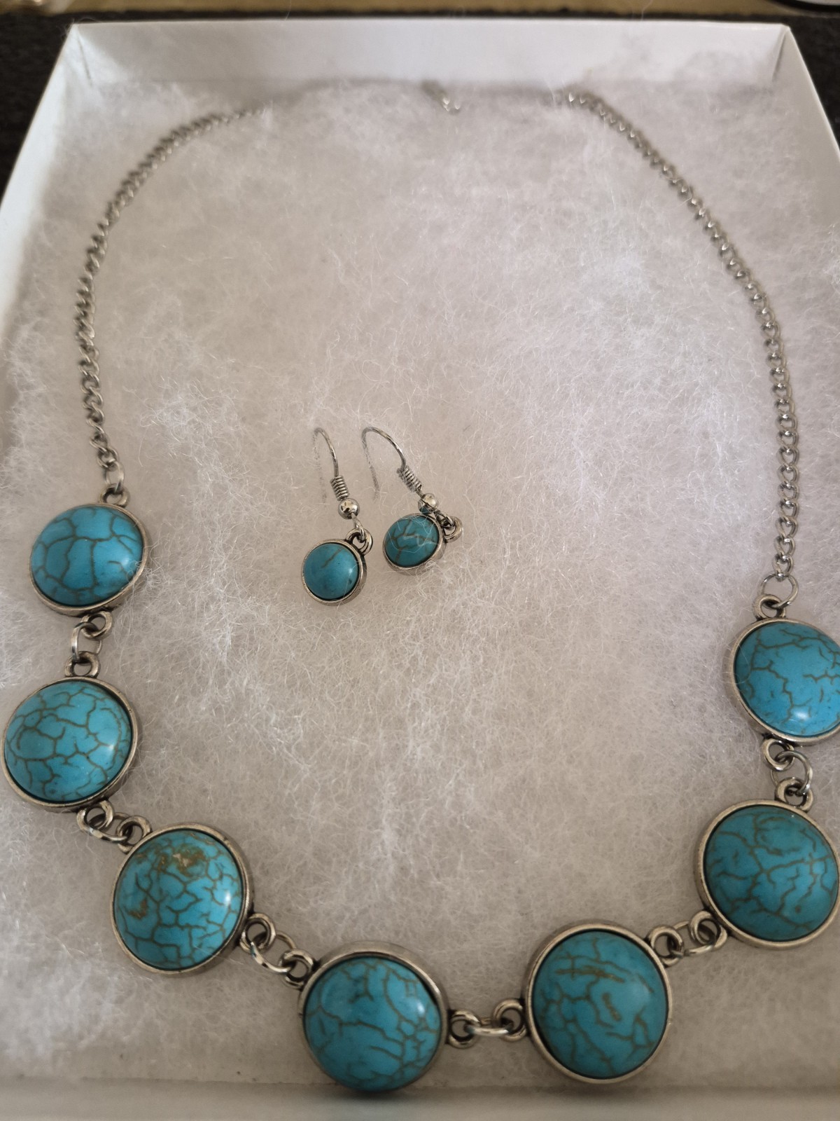 Costume Jewelry Necklace and Earring Set, Turquoise Colored Round Gems