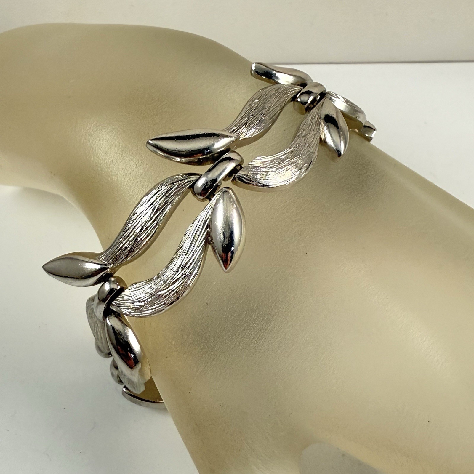 Vintage MONET Signed Brushed & Silver Tone Link Bracelet with Safety Chain 7″