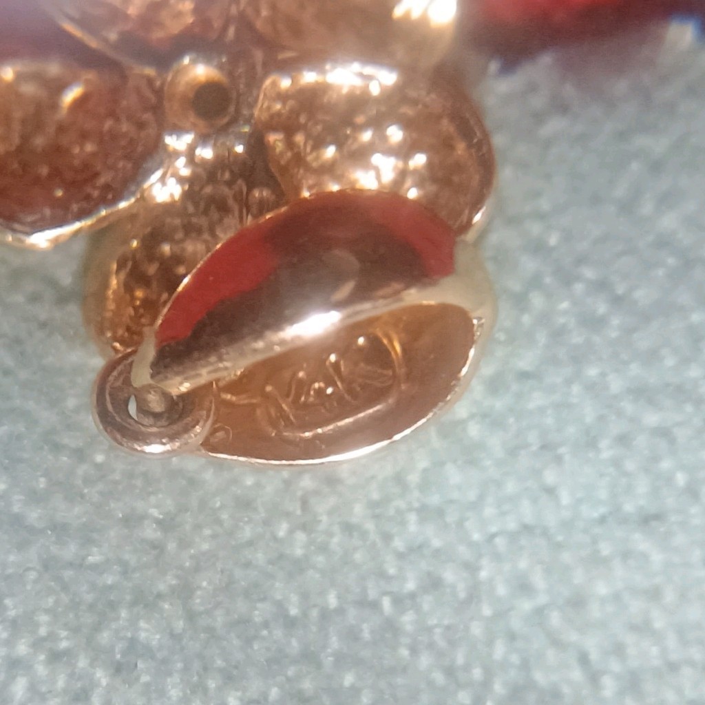 14K Yellow Gold Flower Charm Pendant w/ 1 Round White Diamond, Signed