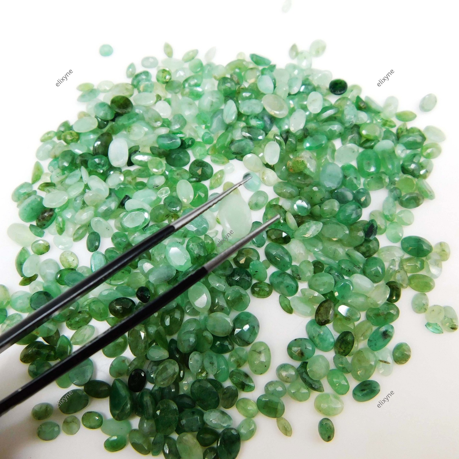 Lot of 126 Pcs 25 Cts Natural Green Emerald Oval Cut Certified Loose Gemstones
