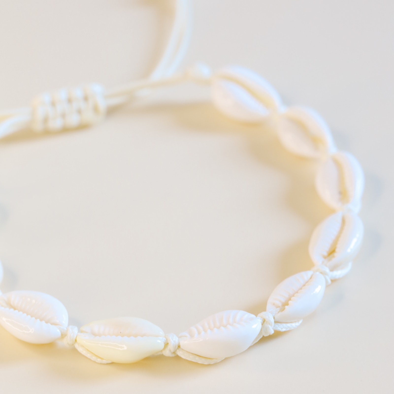 Cowrie Shell Anklet Adjustable Beach Bracelet Natural Seashell Cotton Cord Boho