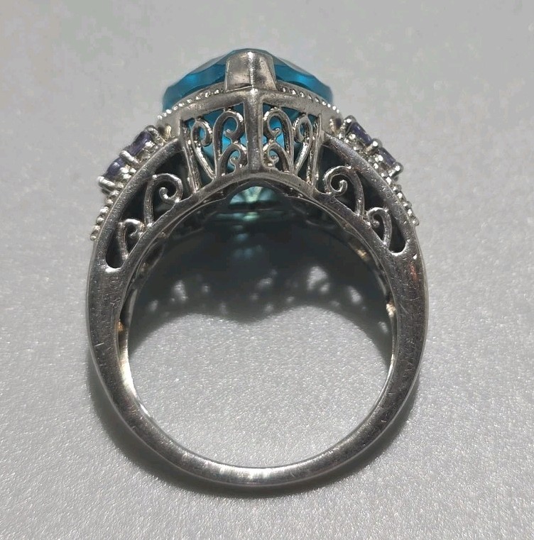 Vintage 925 Sterling Silver Statement Ring w/ Large Blue Topaz Sz 9 Cocktail