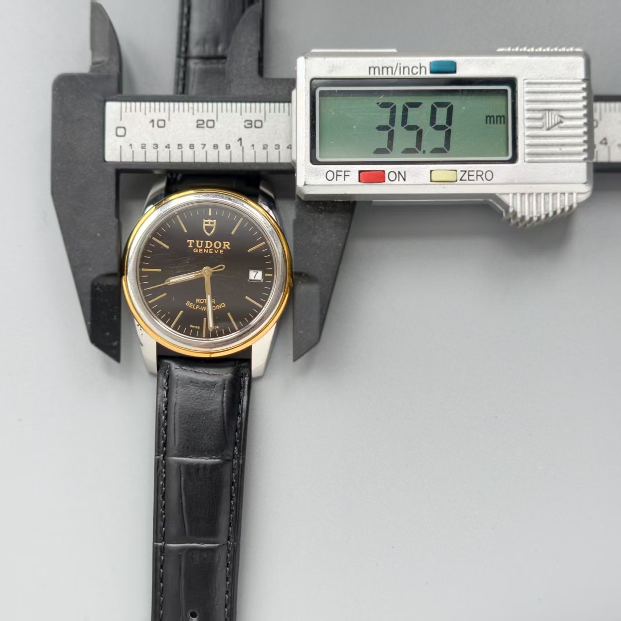 Tudor Black Dial Glamour M55003-0029 Men’s Watch Automatic 36mm Date