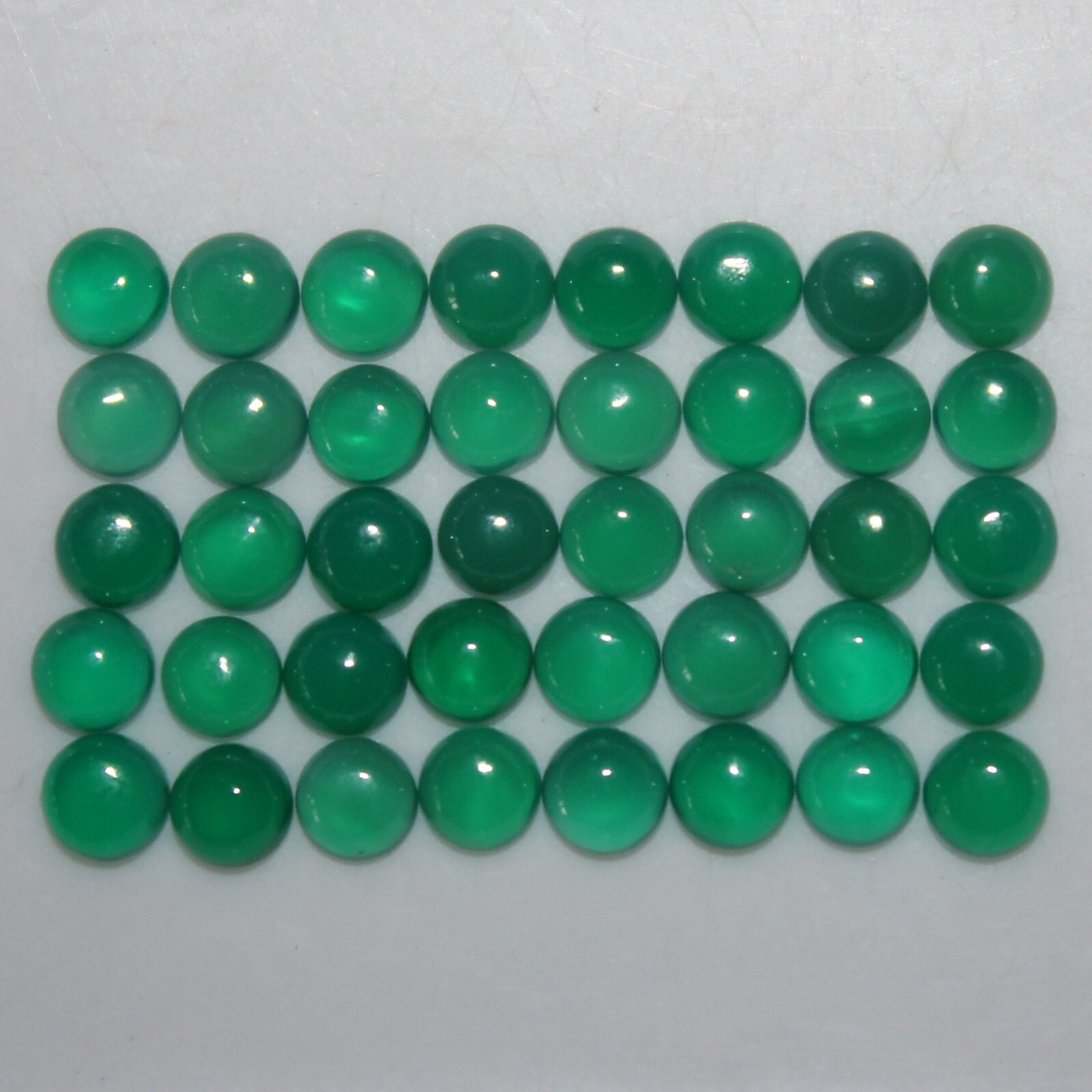 Green Onyx 3mm, 4mm, 5mm, 6mm, 7mm, 8mm, 10mm, 12mm, 14mm Round Loose Cabochons