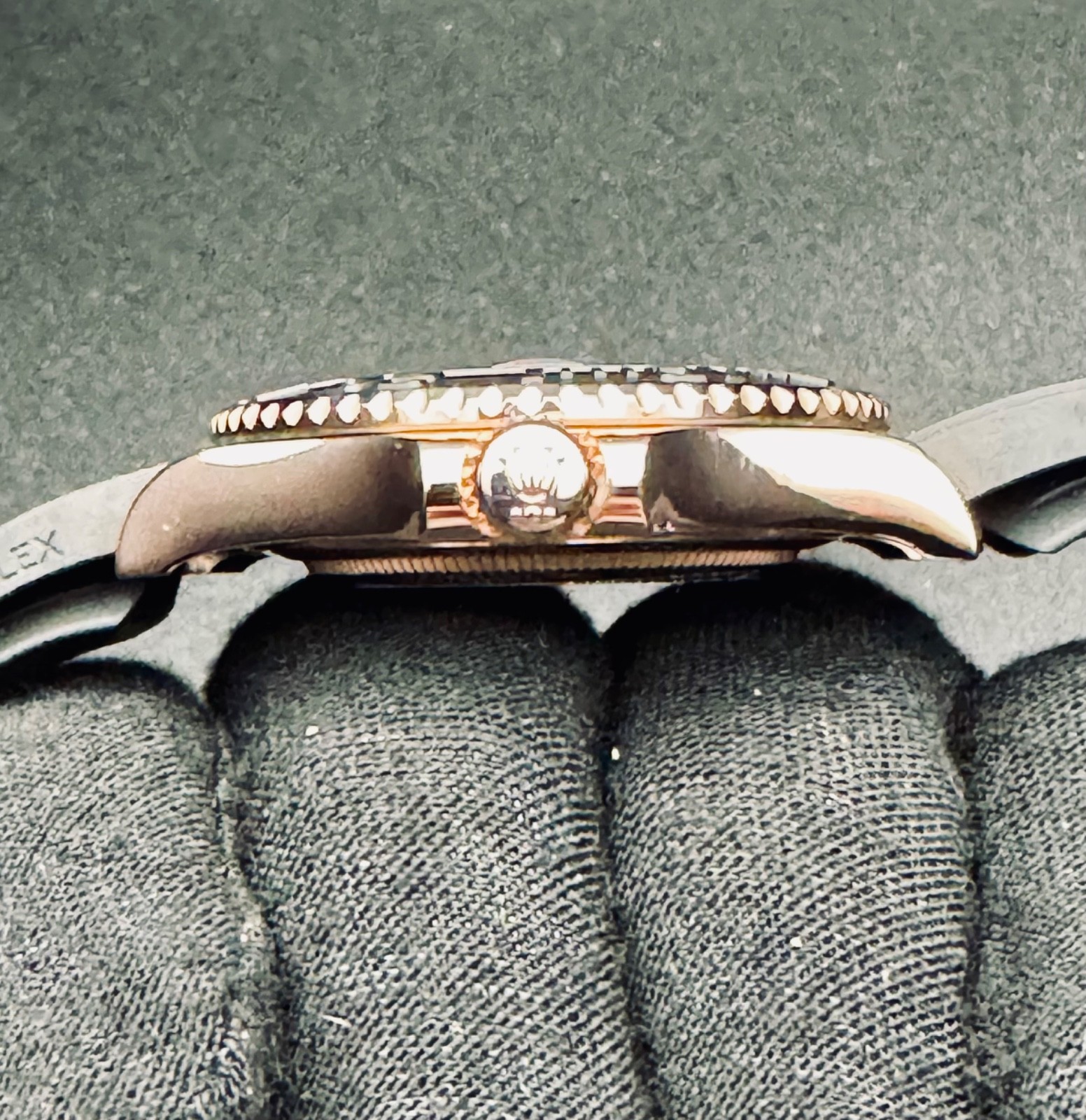 2024 Rolex rose gold 37mm Yachtmaster Ladies sport watch for the holidays!