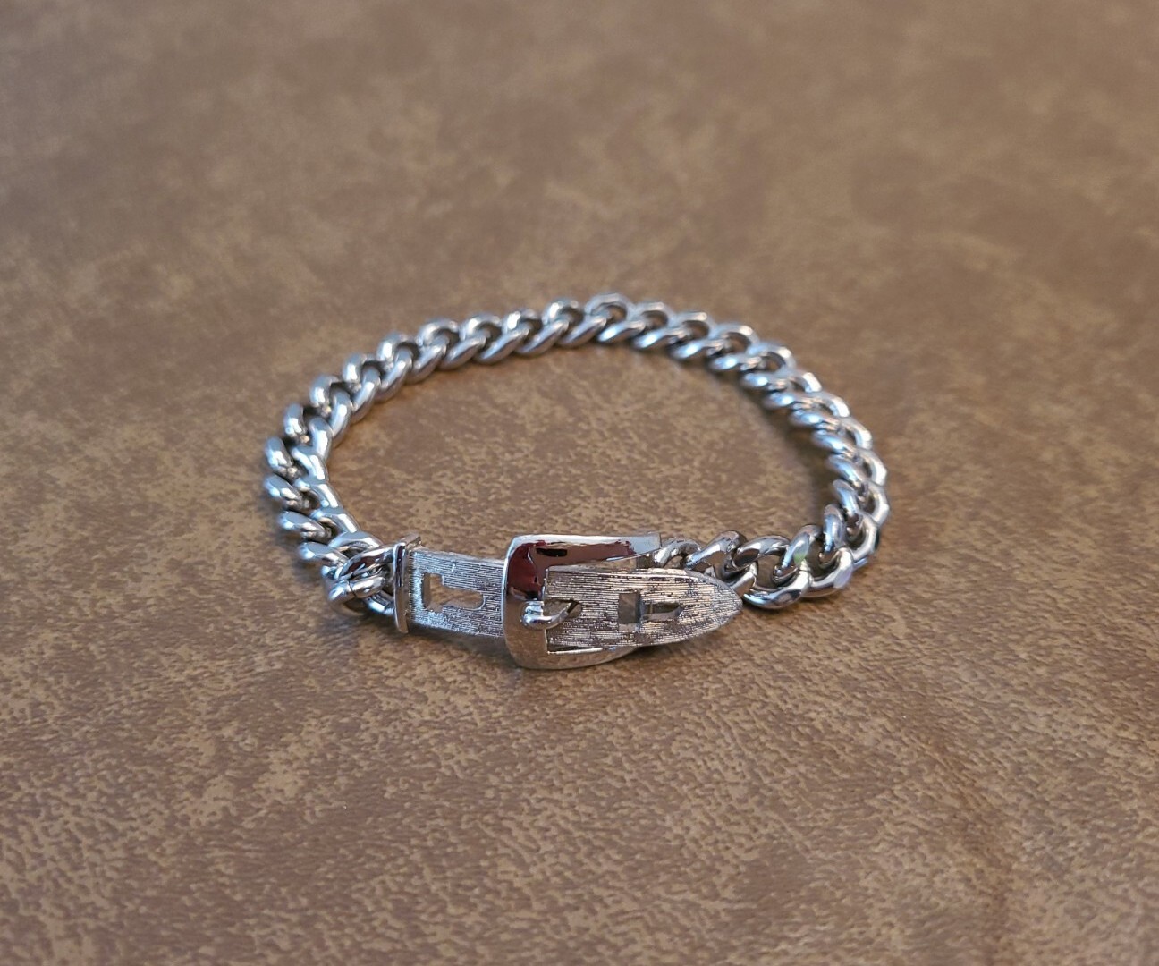 Vintage Signed AVON Silvertone Adjustable Buckle Bracelet – New Without Tags