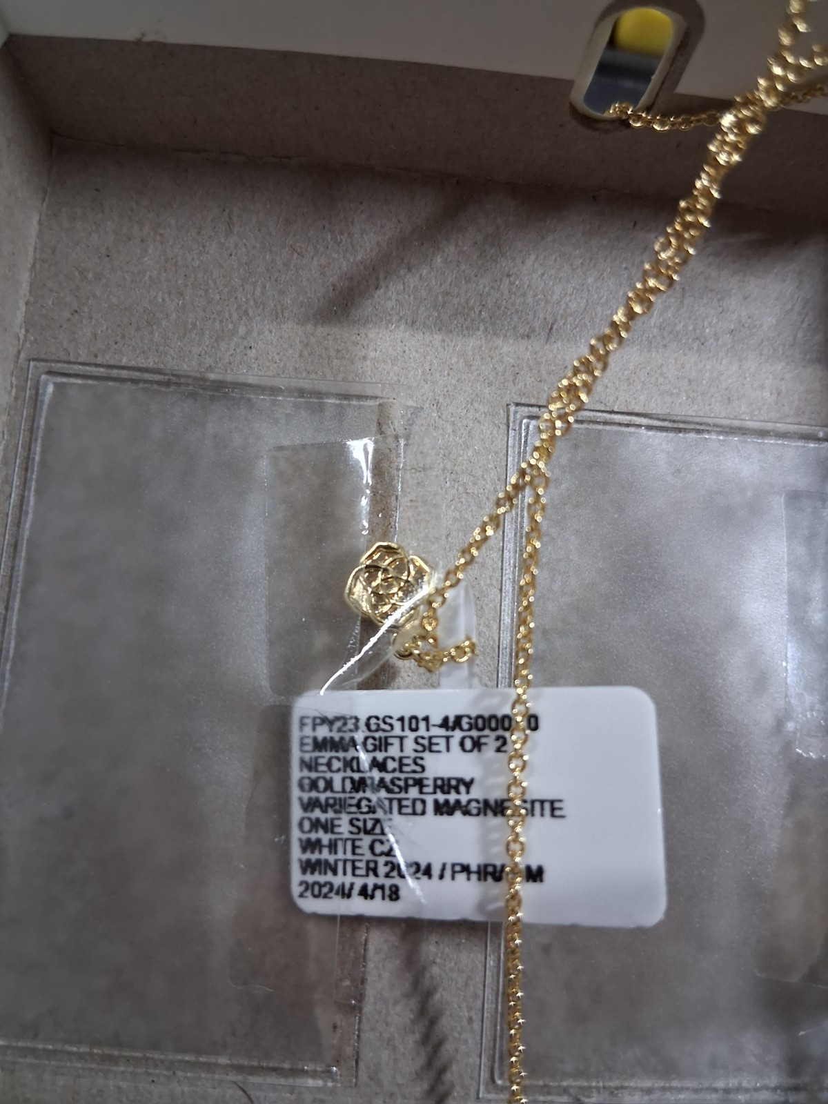 The Kendra Scott EMMA Gift Sets Chains Birthday Friends 2 Box Lot NOS Raspberry