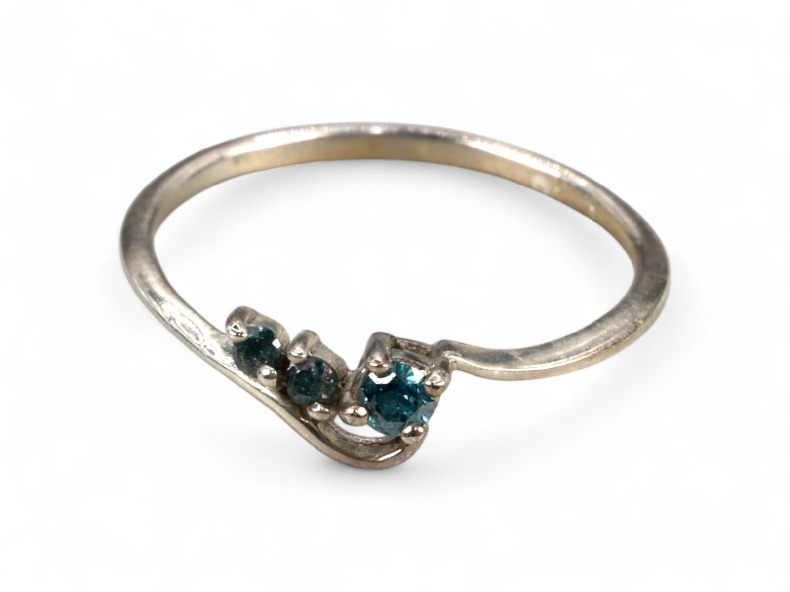 0.11ct blue natural diamond silver ring 56b