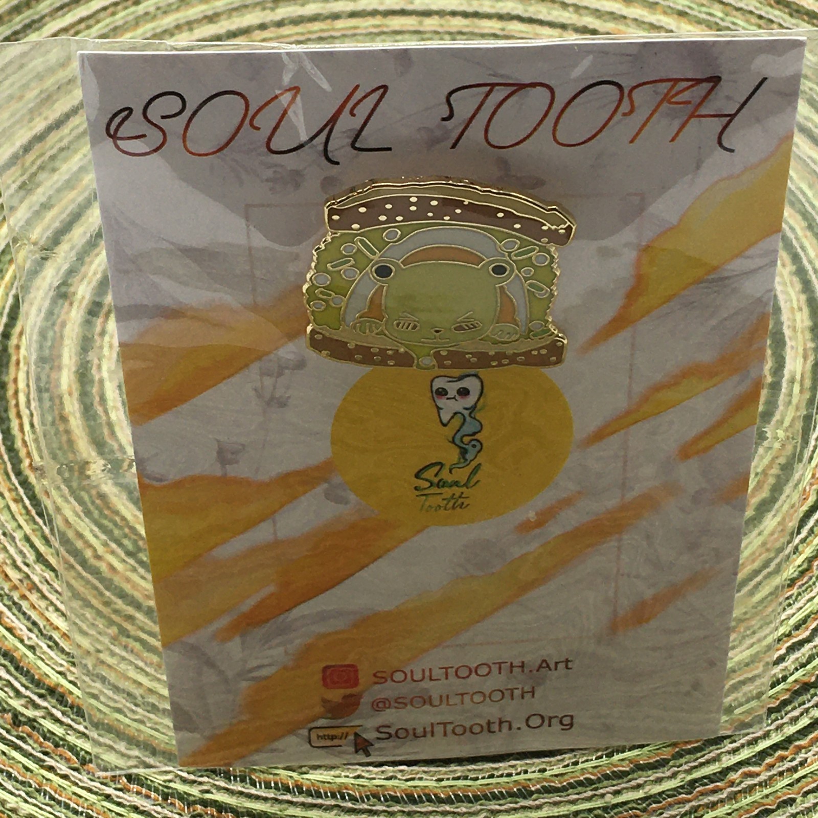 SOUL TOOTH ART Enamel Pin (1.25″x1.25″). “A Yellow Cheese & Bear Sandwich”