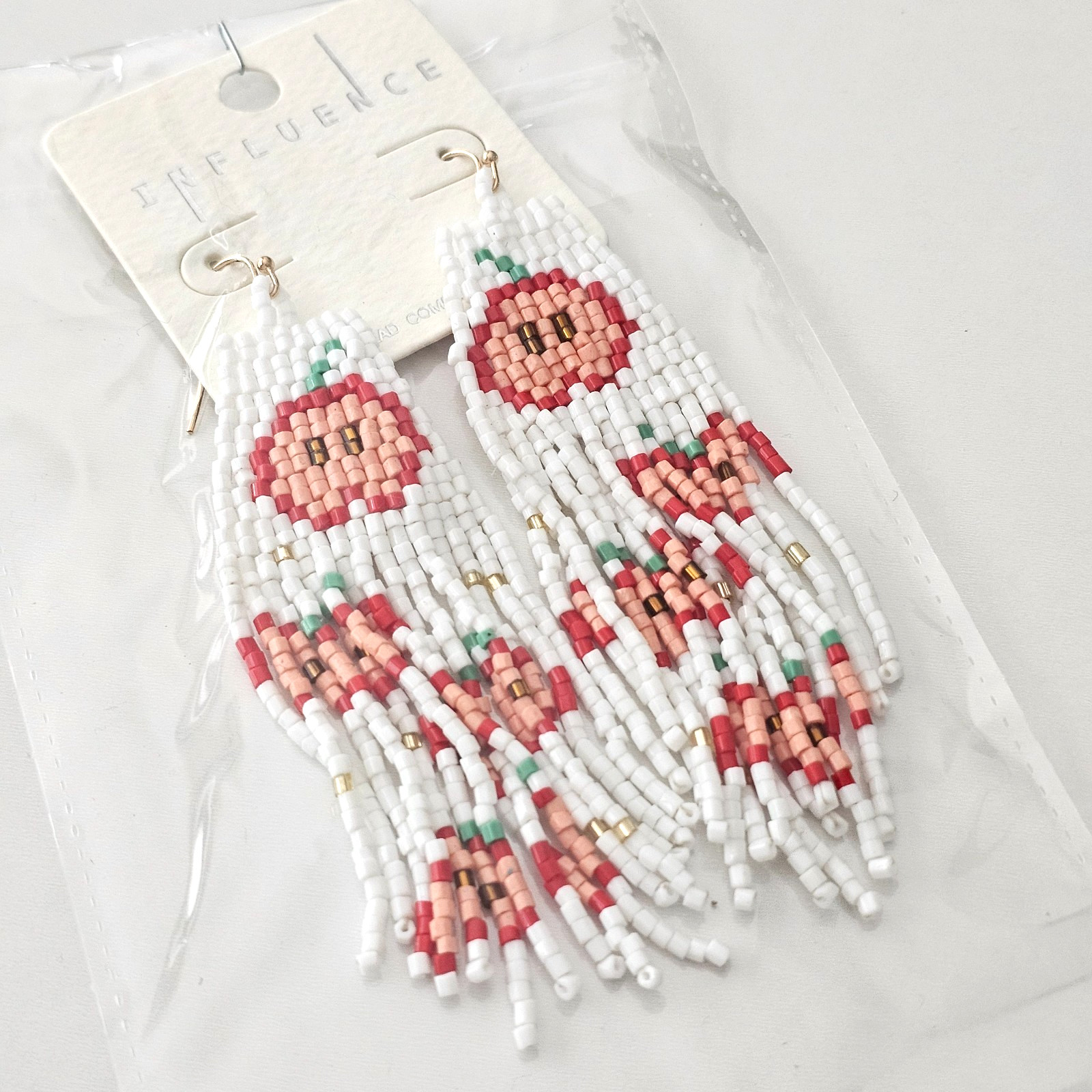 Boho Chic White Apple Fruit Dangle Drop Fringe Bead Earrings Beaded 4″ NEW