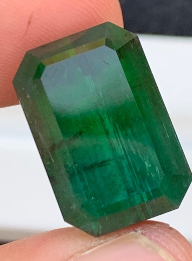 25.20ct beautifull natural top quality green bi colour tourmaline loose gemstone