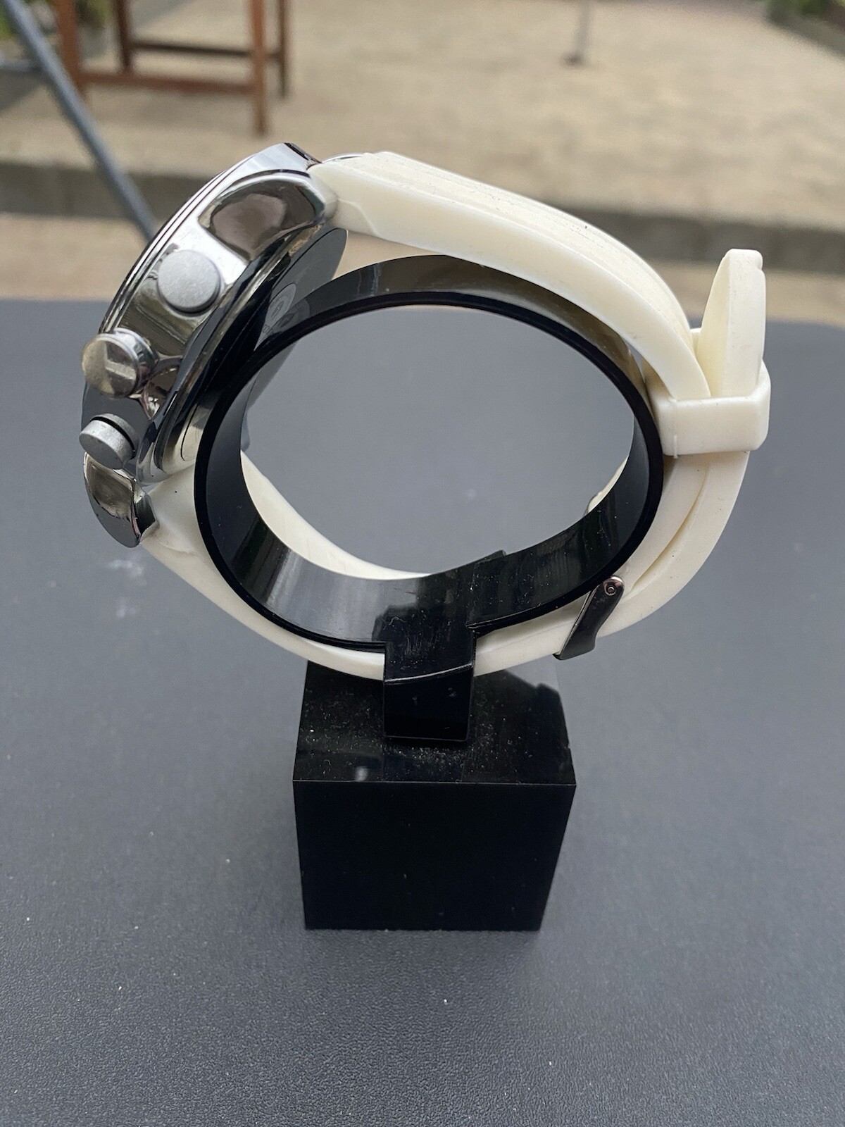 Sinobi digital watch In White – Working