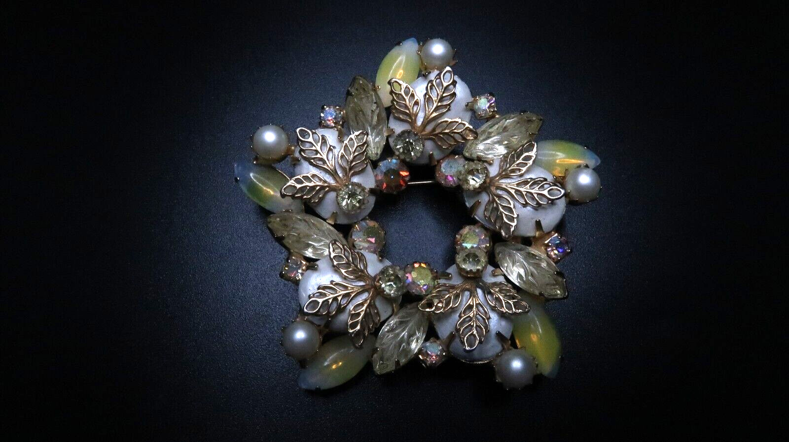 Vintage Juliana D & E Yellow Iridescent Flower Star Pin Brooch 6.6cm BB14