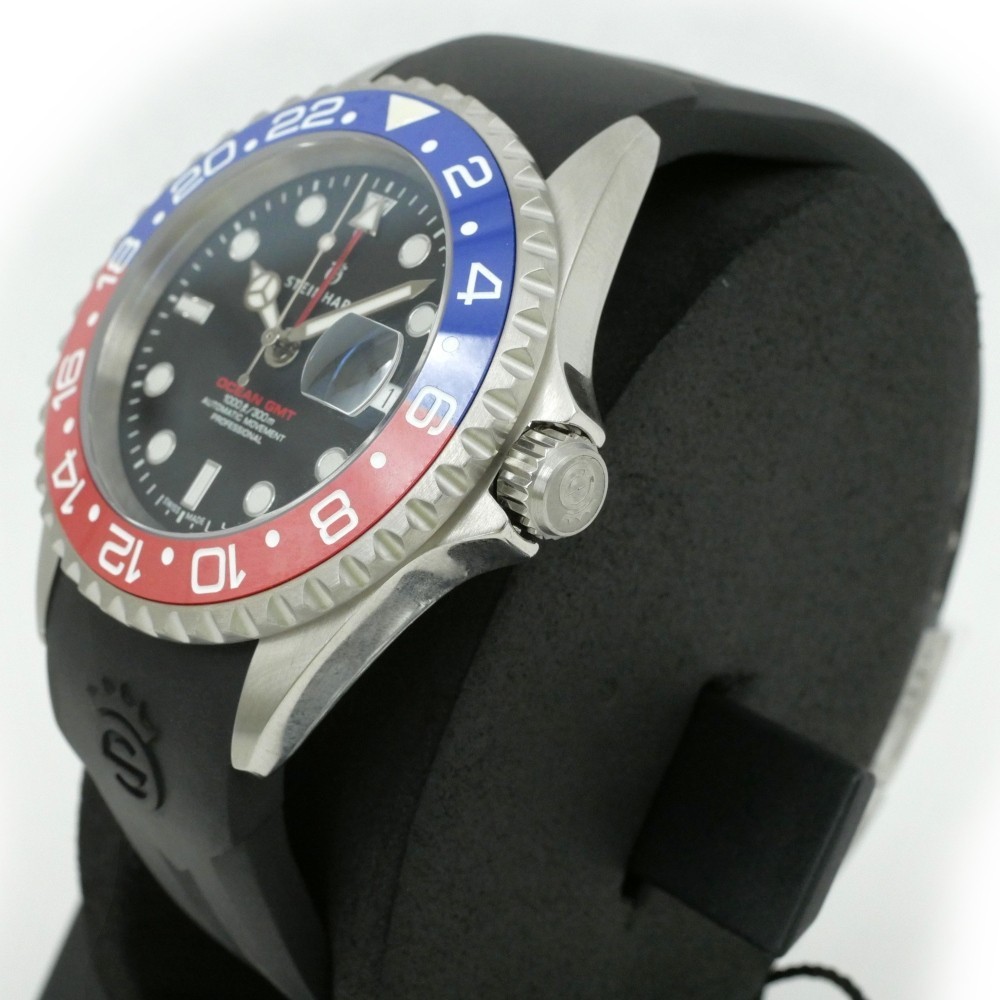 Steinhart Ocean One GMT BLUE-RED. 2 Ceramic Men’s Diver Watch Silicone 103-1100