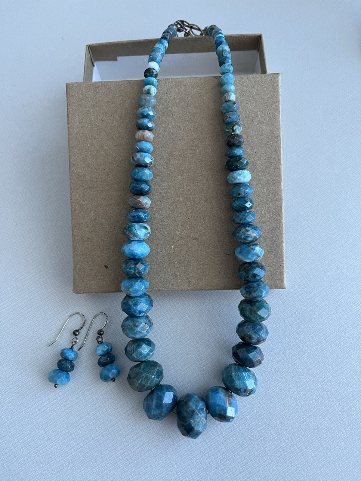 Blue Apatite Graduated Faceted Bead Necklace, /Earring Set 925 Silver Clasp