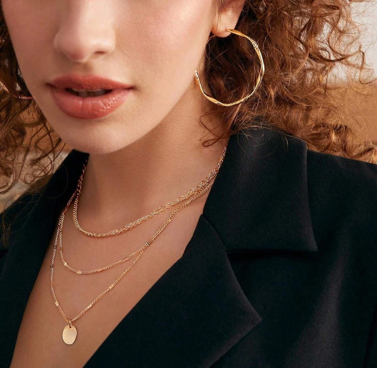 1 Pair Fashionable Gold Circle Earrings Textured Twist Design Hoop Earrings