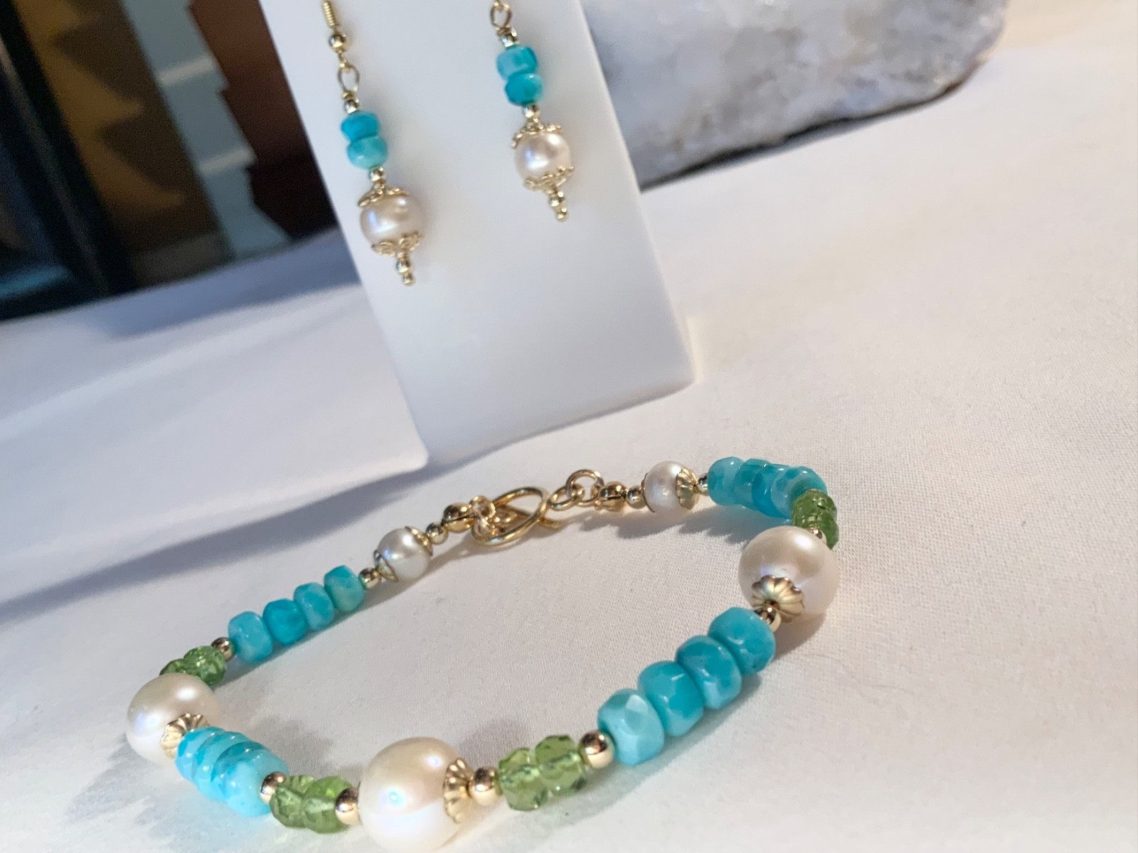 14k GOLD FILLED BLUE PERUVIAN OPAL PEARL PERIDOT BRACELET & EARRINGS SET