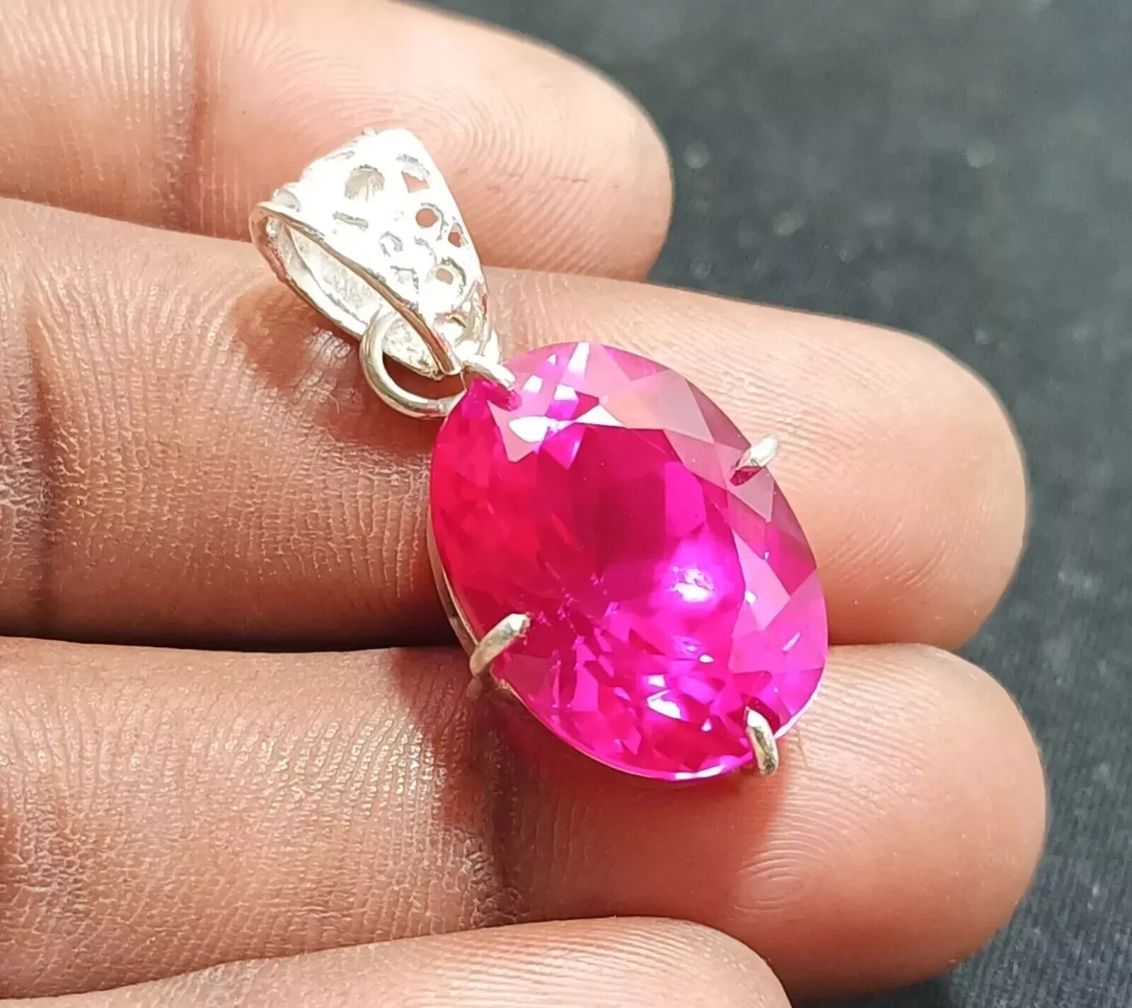 Natural Pink Sapphire Pendant 26.75 Ct+ Oval Cut SG Gemstone 925 Solid Silver A+