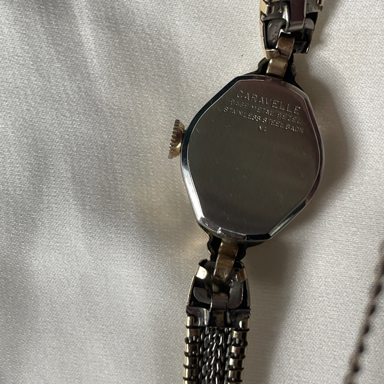 Vintage Caravelle By Bulova N4 17 Jewel Ladies Watch Manual Wind Working