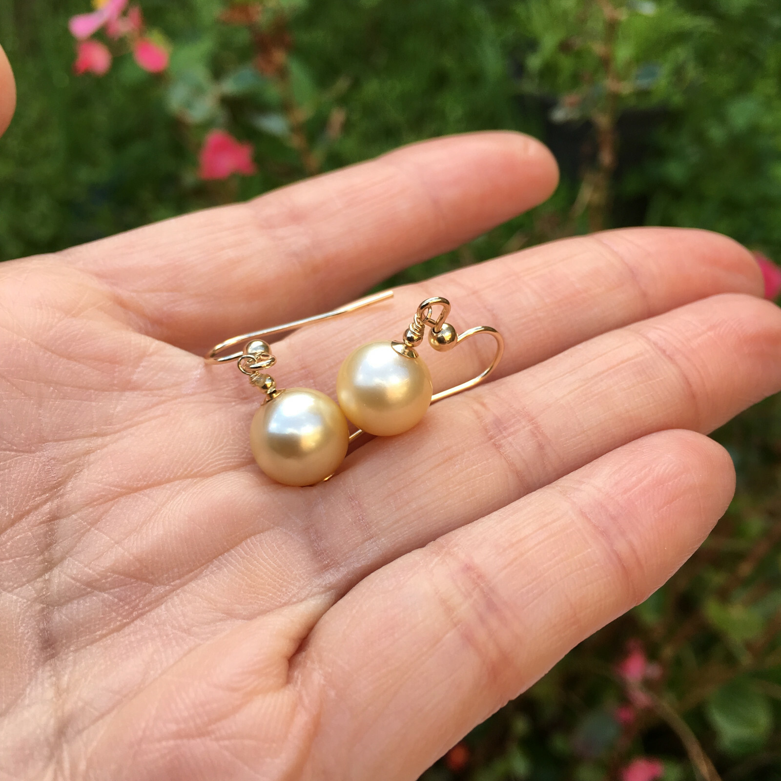 9.5-10mm natural high luster Australia gold seawater Pearl 14KGF Earring 29.5mm