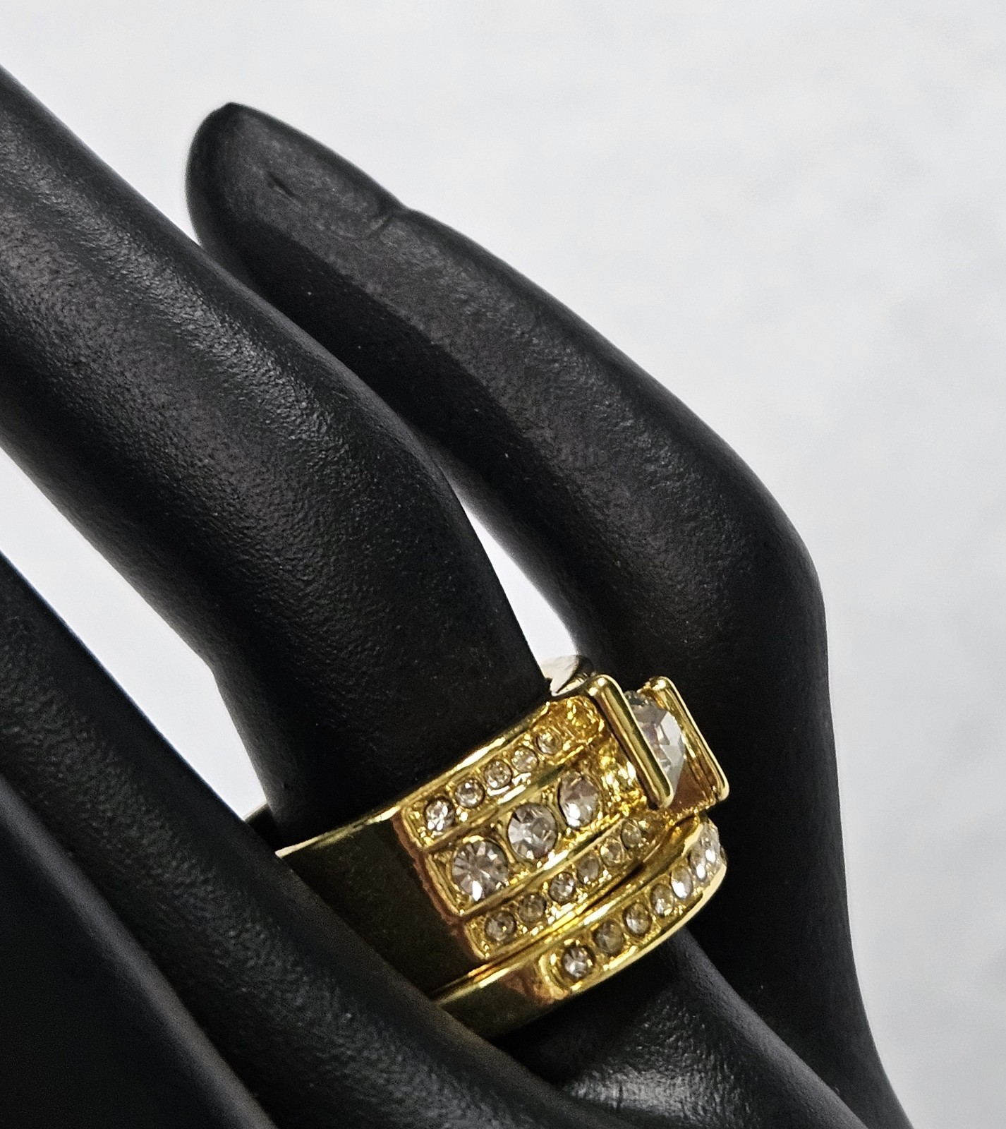 Gold Tone 2 Pc Ring Set Clear Crystal Wide Band Ring Band Ring Size 10 J15-3630