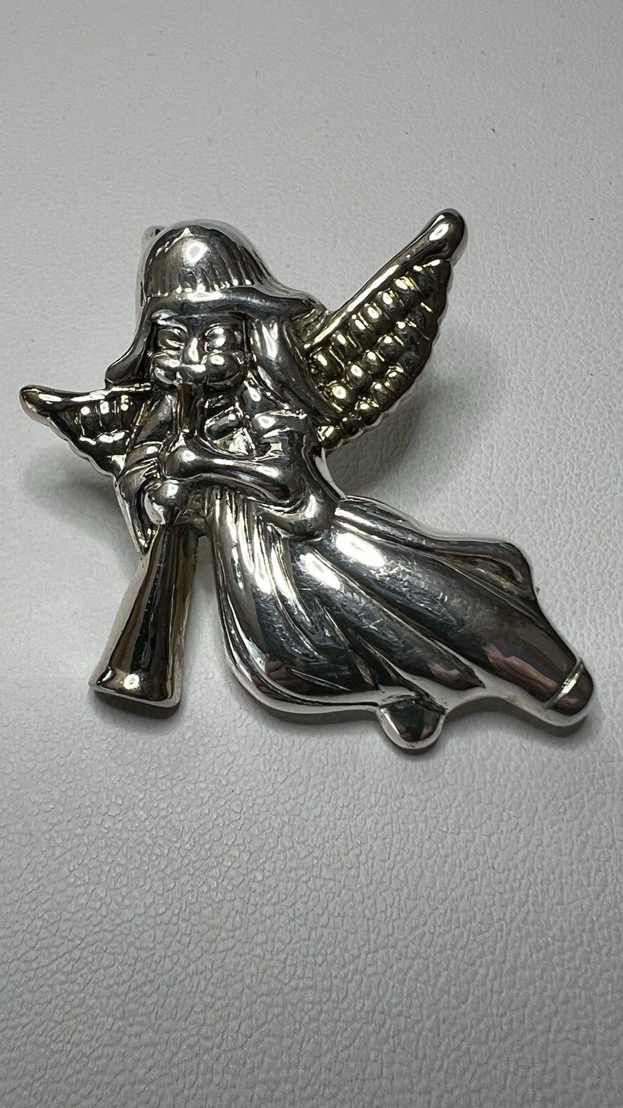 Signed Silver Tone Angel Horn Pendant/Brooch Pin, Gold Tone Wings and Horn 4 cm