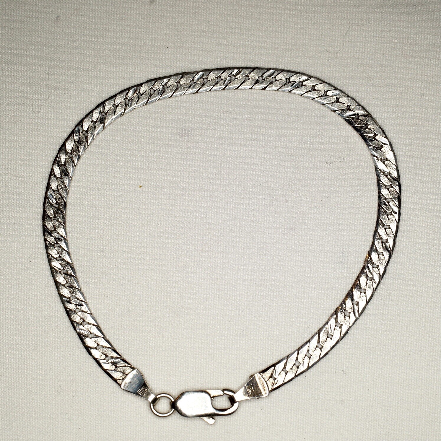 sterling silver textured herringbone bracelet HCT Italy lobster clasp 7.36”