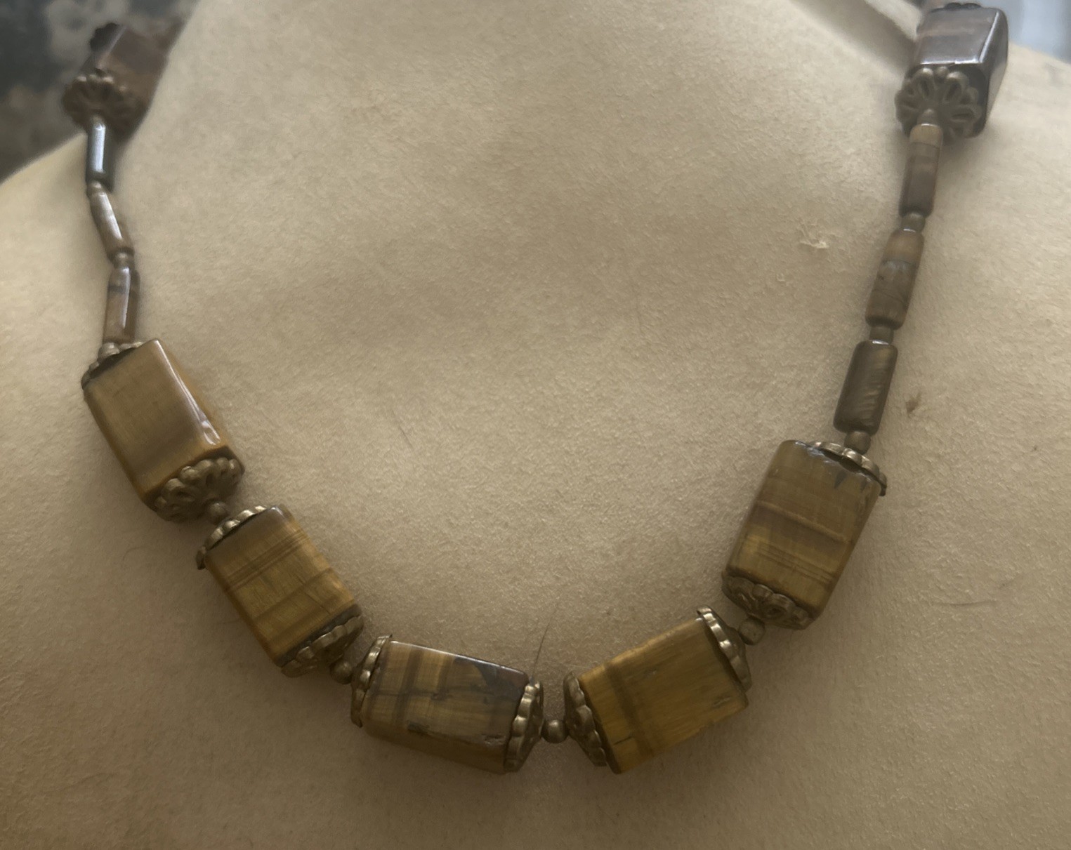 Antique Brass Brown Tiger’s Eye Gemstone 19 Inch Beaded Necklace