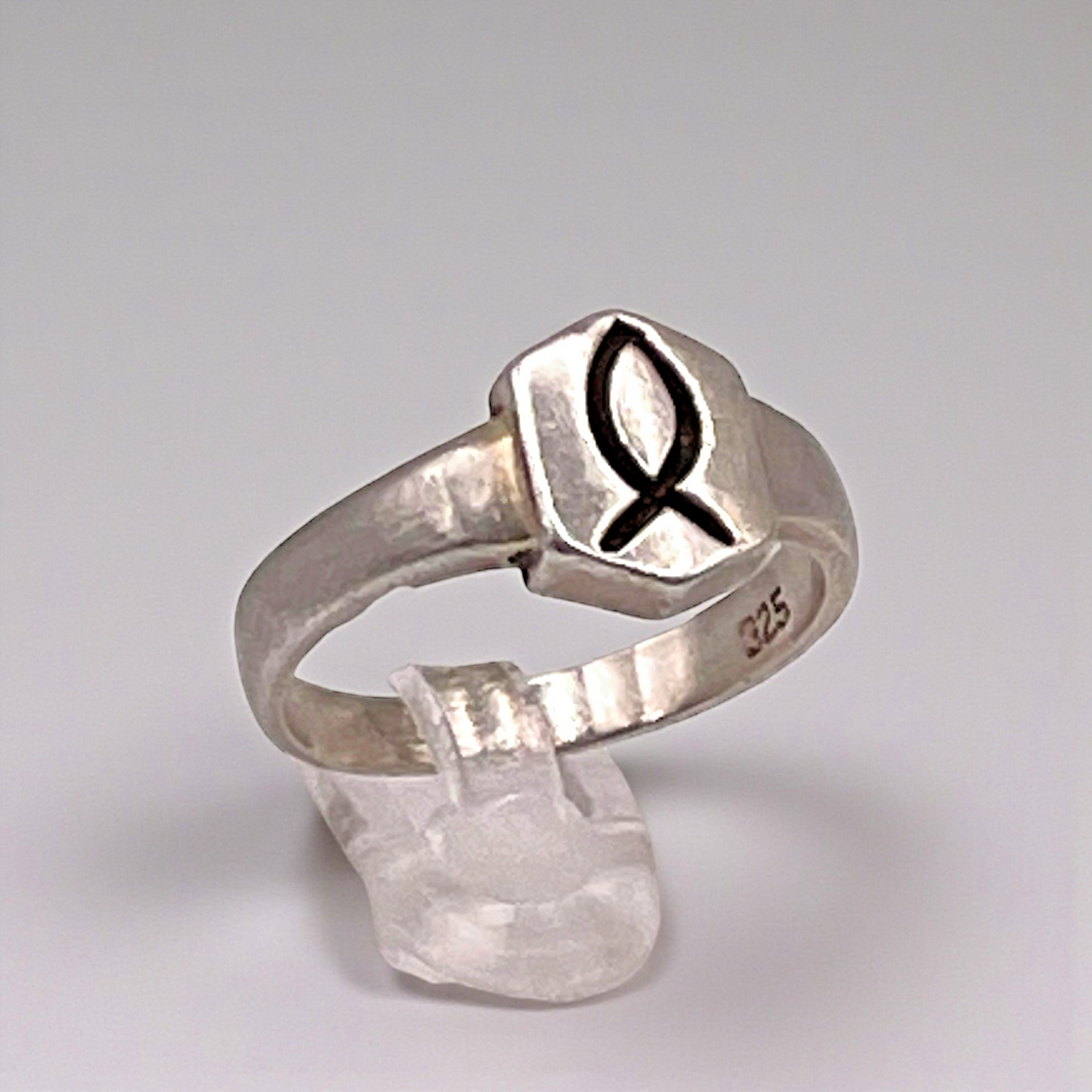 Christian Ichthys Jesus Fish Symbol 925 Sterling Silver Band Ring, size 6.25