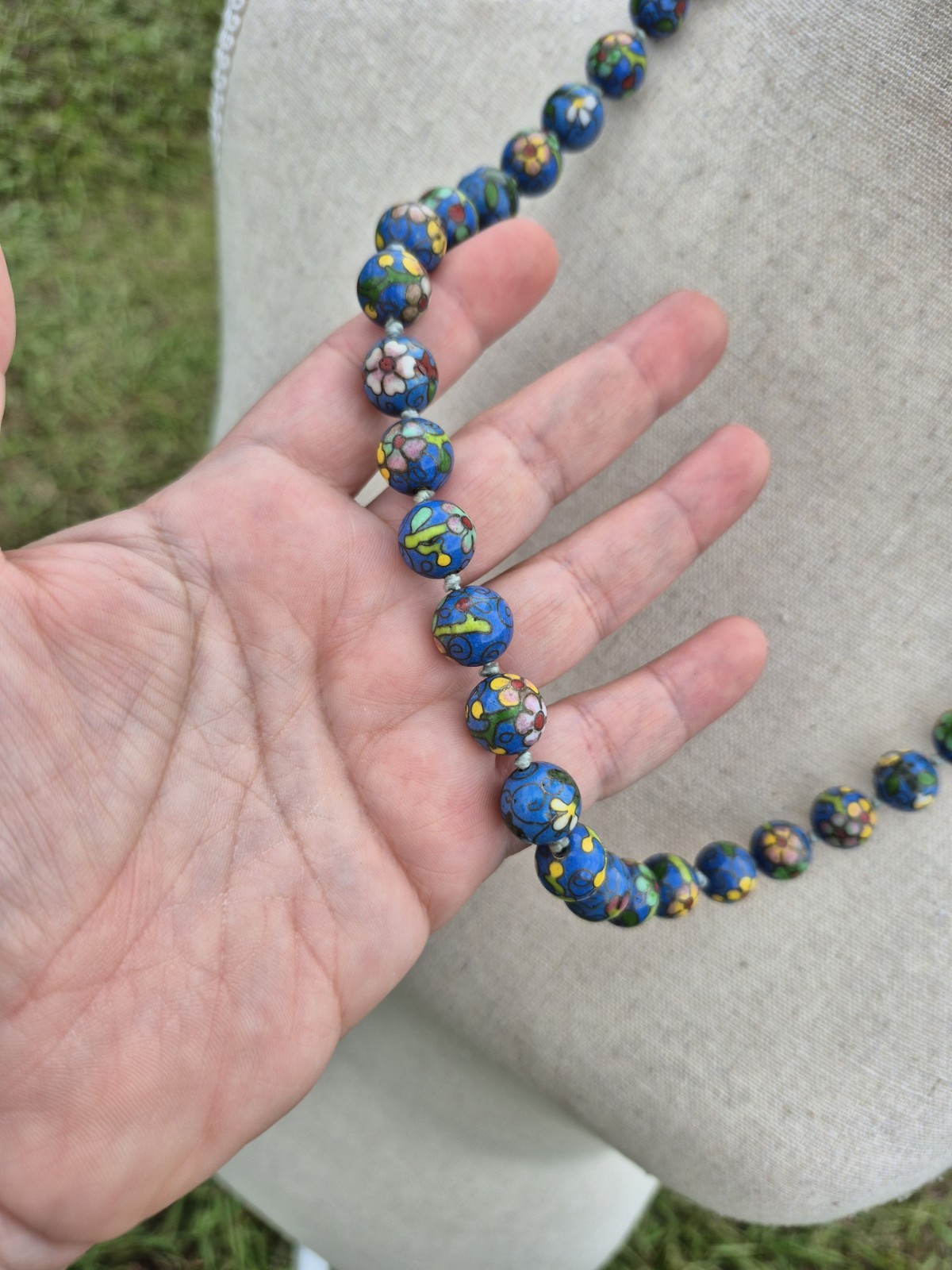 Vintage Blue Floral 26″ Strand Cloisonne Bead Necklace Old Estate Jewelry 12.3mm