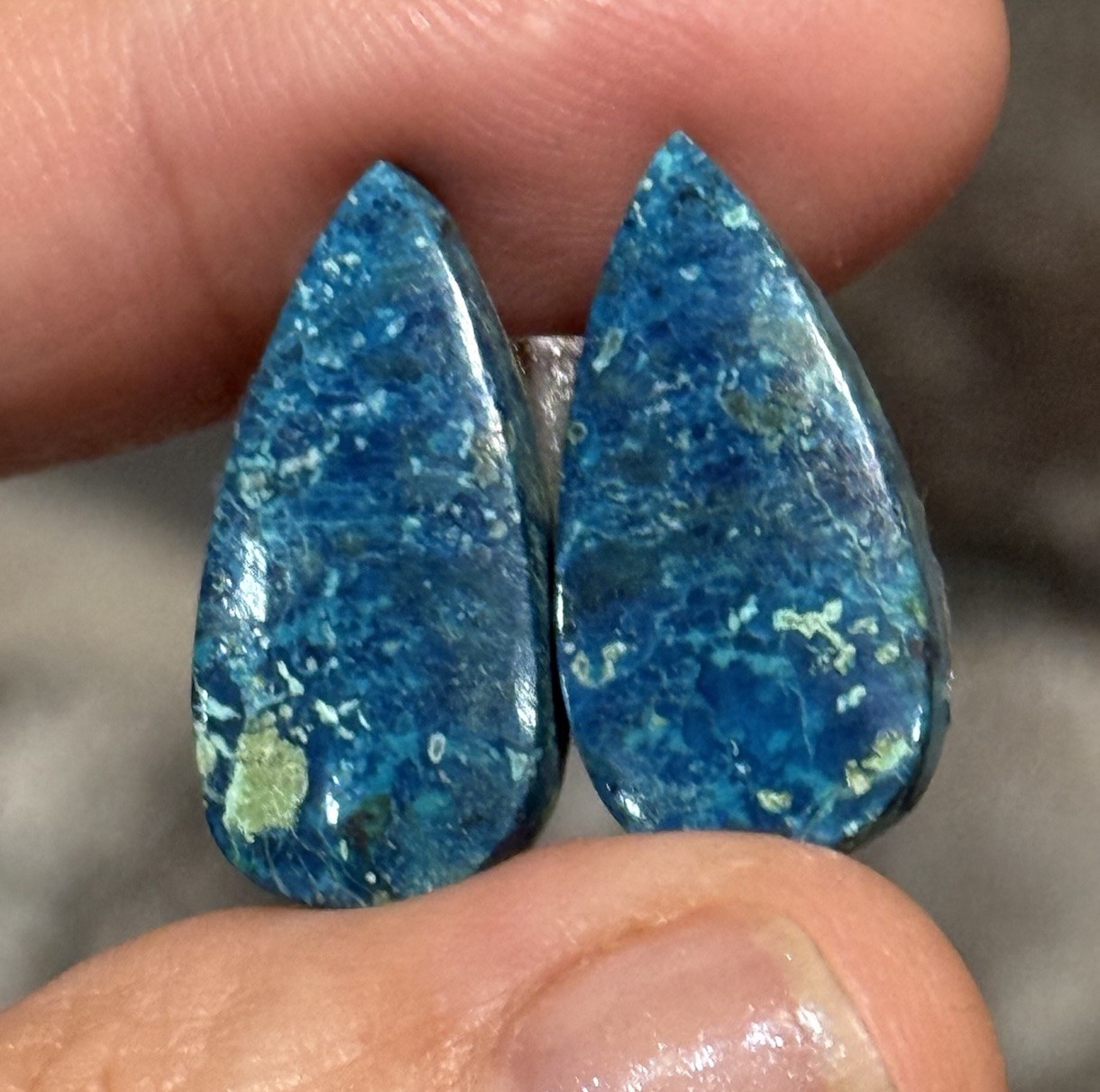 18.6ct 21.8c11x4.3mm Pair Of Rare Blue Shattuckite Teardrop Cabochons Gems