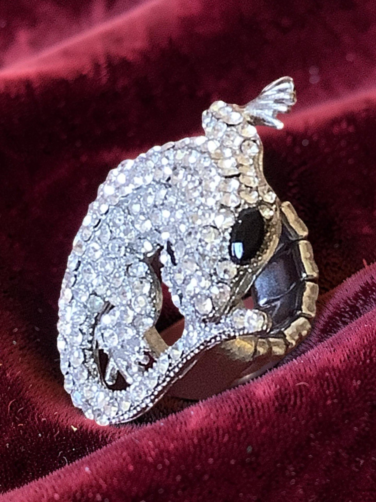 VINTAGE 90’S Lizard Crystal Rhinestones Stretch Ring, Preloved