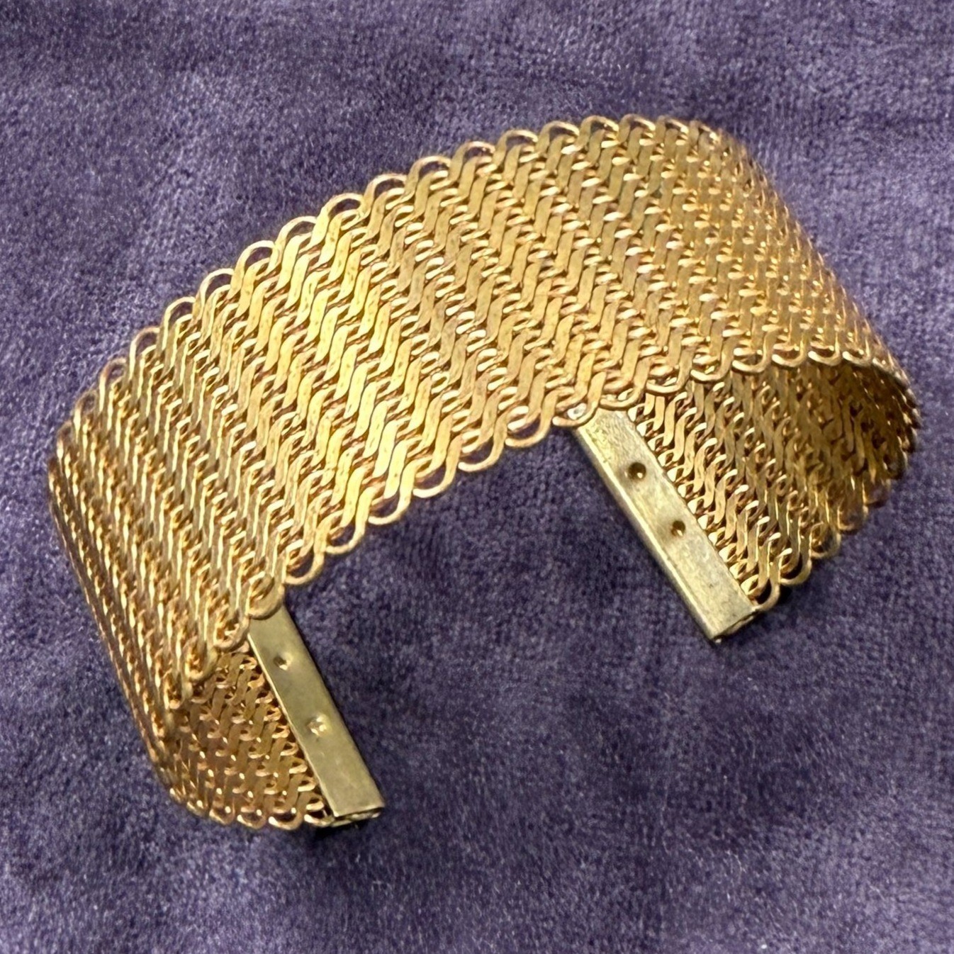 Vintage Gold Tone Mesh Open Cuff Bracelet Adjustable Lightweight Textured